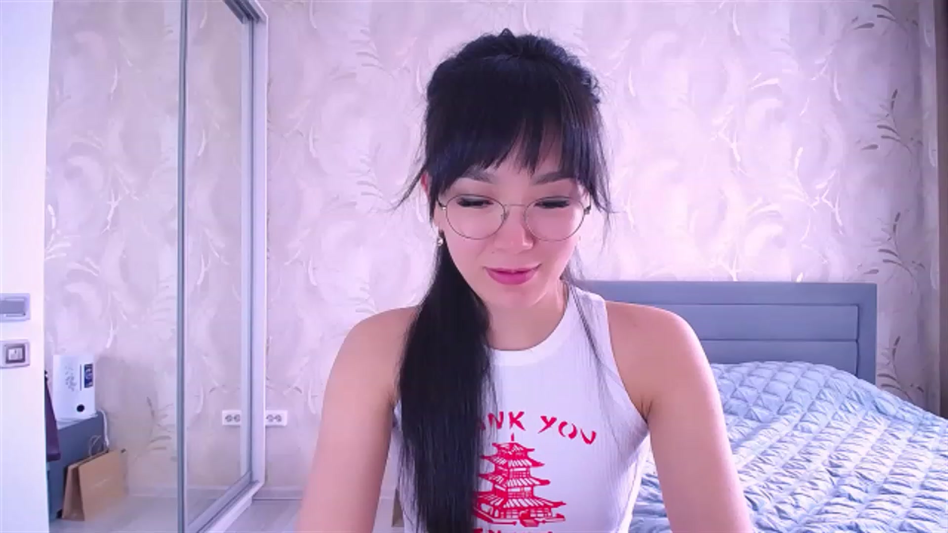 Gallery image thumbnail from AlwayssSmile's myfreecams stream on, 05/08/2023, 07:55 image 14 of 20