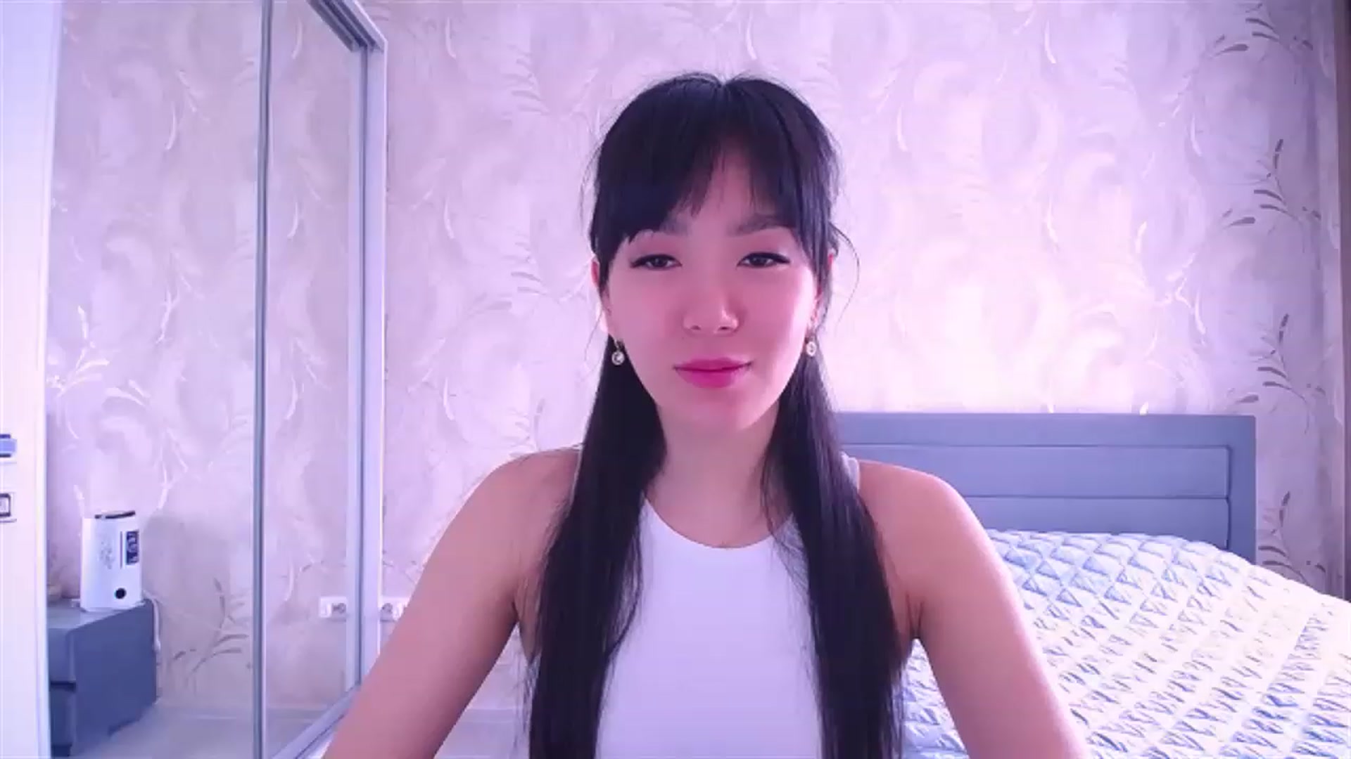 Gallery image thumbnail from AlwayssSmile's myfreecams stream on, 05/15/2023, 05:38 image 9 of 20