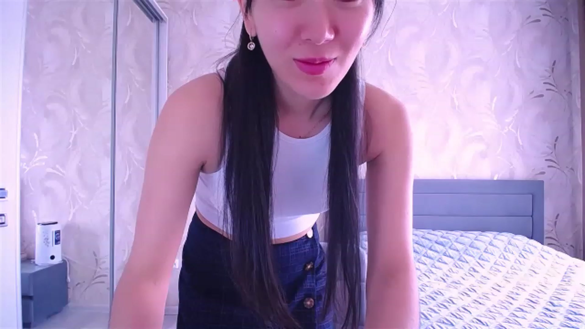 Gallery image thumbnail from AlwayssSmile's myfreecams stream on, 05/15/2023, 05:38 image 16 of 20