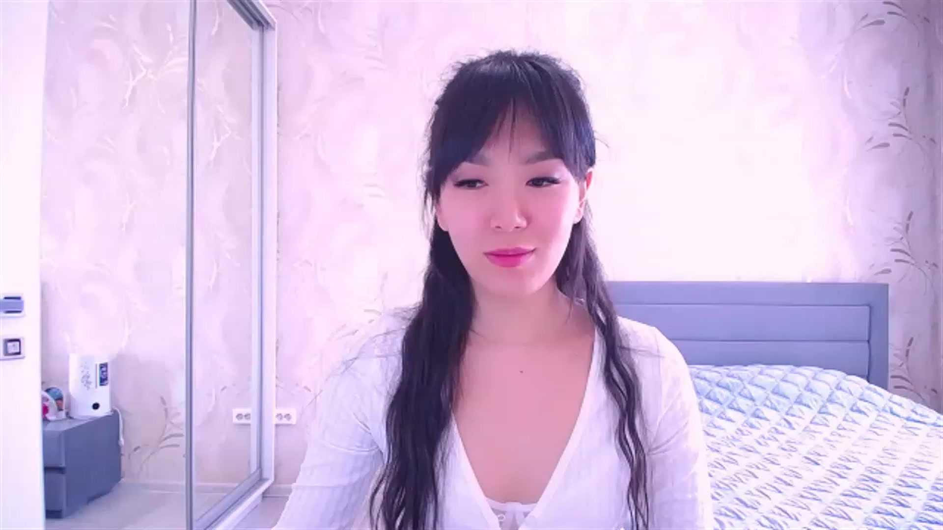 Gallery image thumbnail from AlwayssSmile's myfreecams stream on, 05/17/2023, 06:11 image 19 of 20