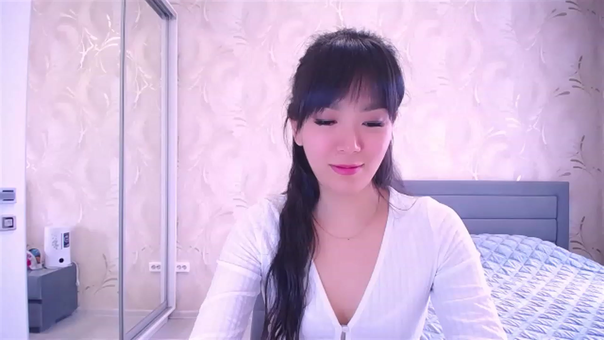 Gallery image thumbnail from AlwayssSmile's myfreecams stream on, 05/17/2023, 06:11 image 2 of 20