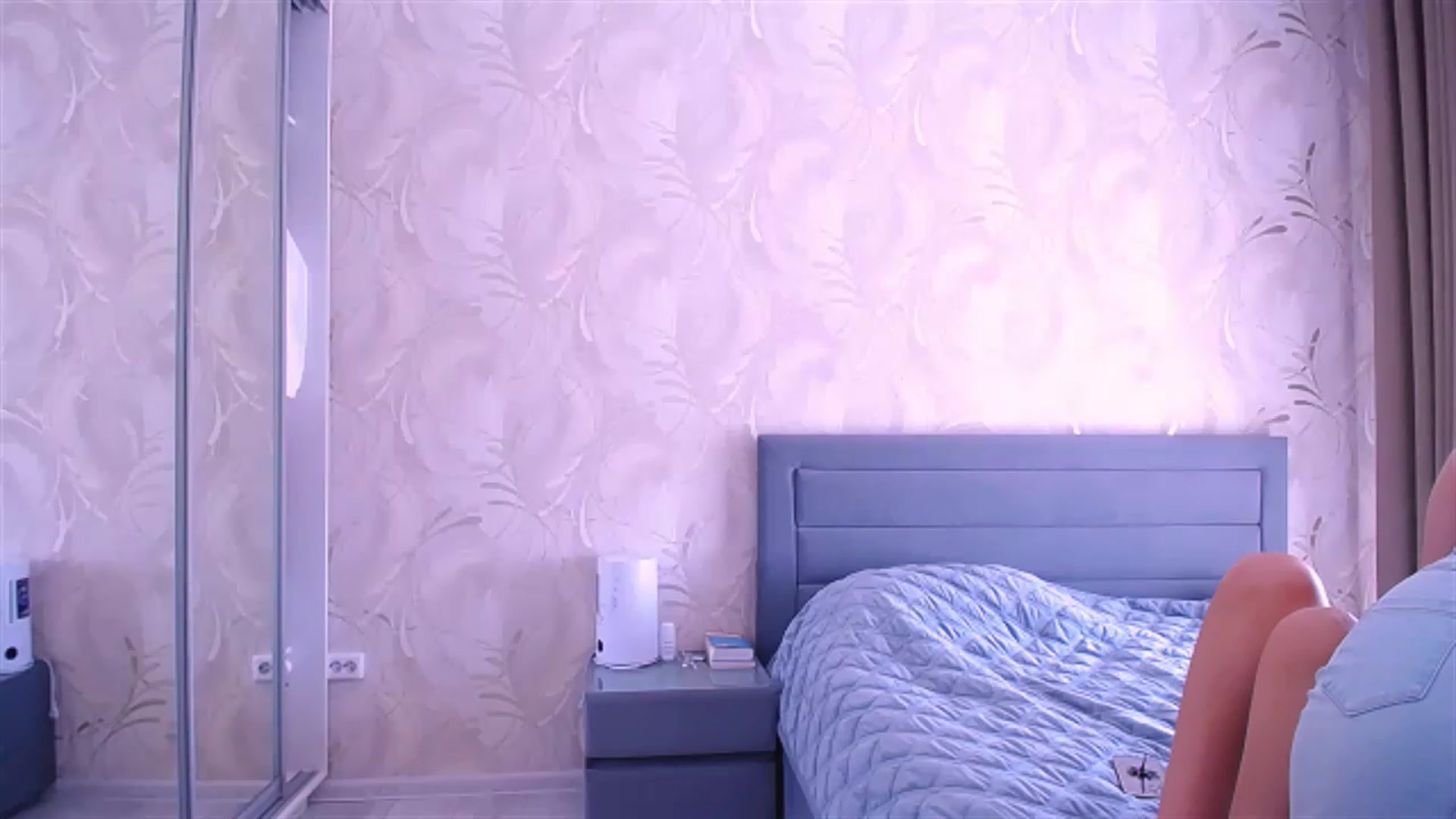 Gallery image thumbnail from AlwayssSmile's myfreecams stream on, 06/09/2023, 05:47 image 5 of 20
