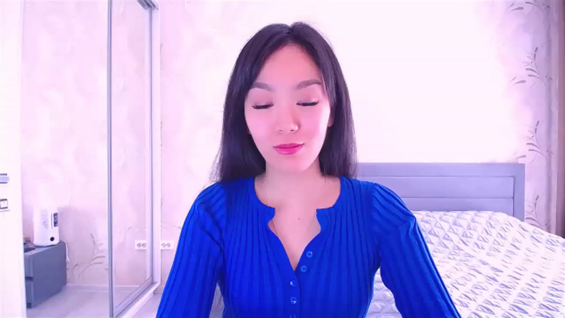 Gallery image thumbnail from AlwayssSmile's myfreecams stream on, 06/12/2023, 06:16 image 7 of 20