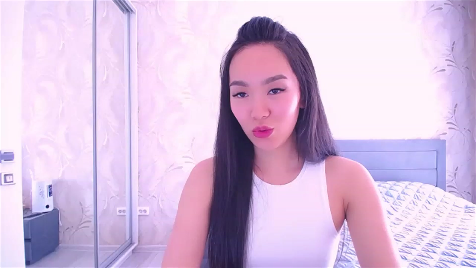 Gallery image thumbnail from AlwayssSmile's myfreecams stream on, 06/13/2023, 05:36 image 9 of 20