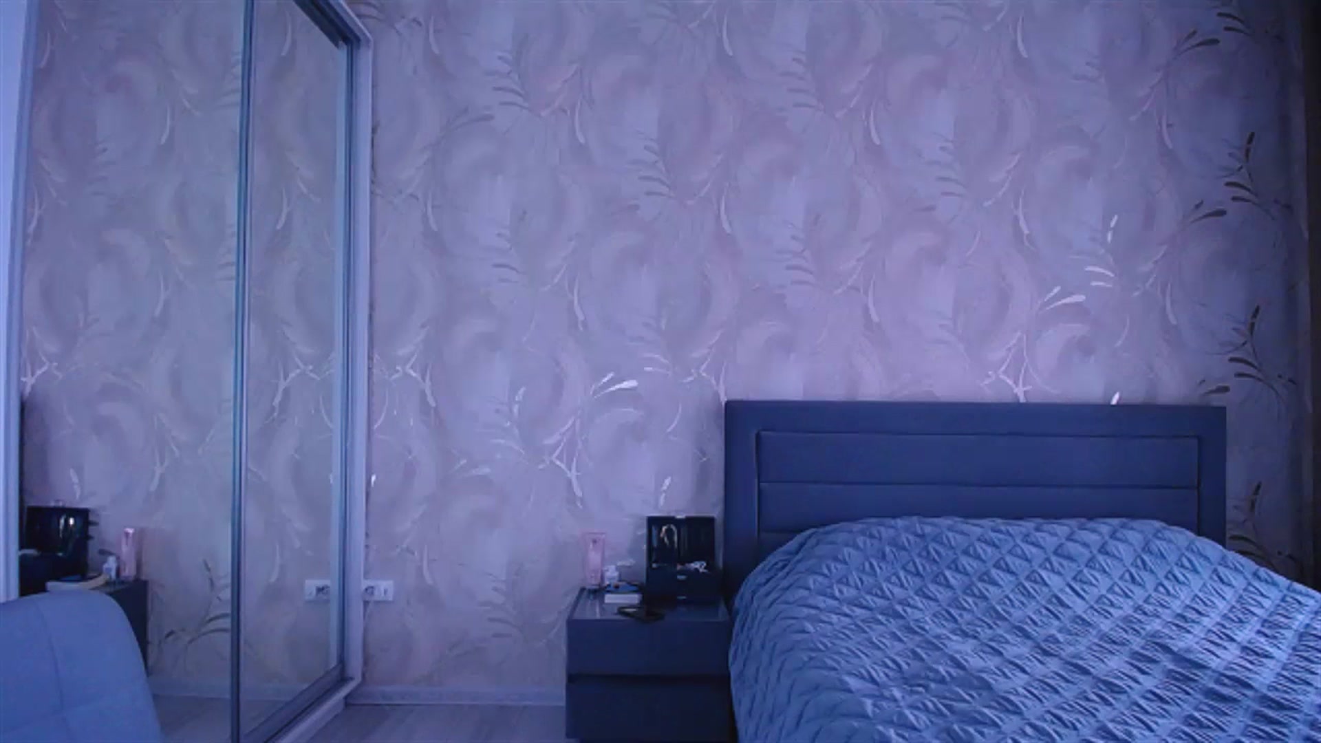Gallery image thumbnail from AlwayssSmile's myfreecams stream on, 07/13/2023, 04:56 image 16 of 20