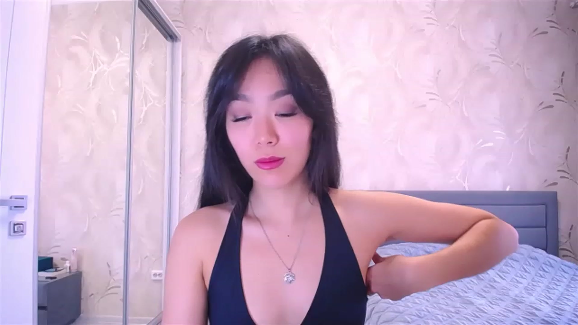 Gallery image thumbnail from AlwayssSmile's myfreecams stream on, 07/16/2023, 05:21 image 3 of 20