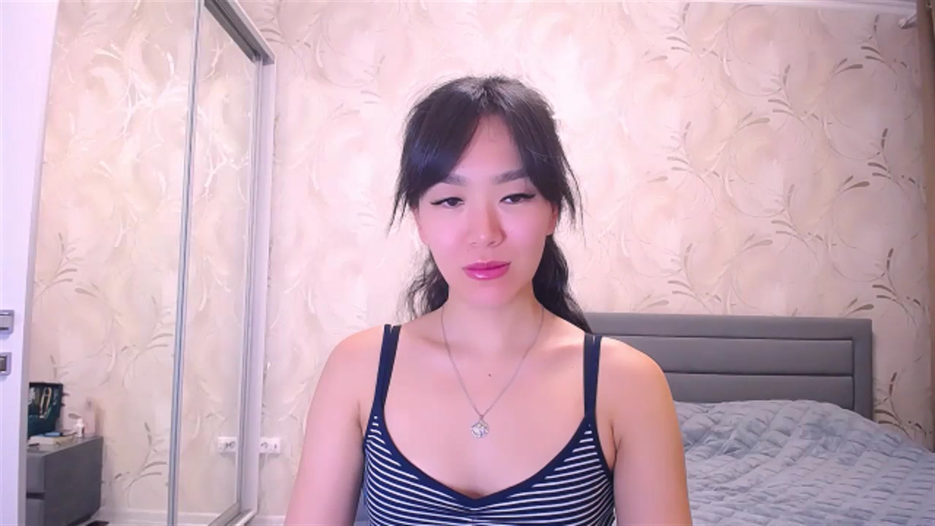 Gallery image thumbnail from AlwayssSmile's myfreecams stream on, 07/19/2023, 21:26 image 8 of 20