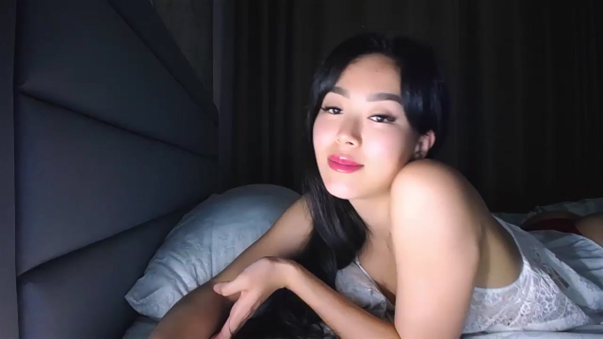 Gallery image thumbnail from AlwayssSmile's myfreecams stream on, 07/24/2023, 20:34 image 15 of 20