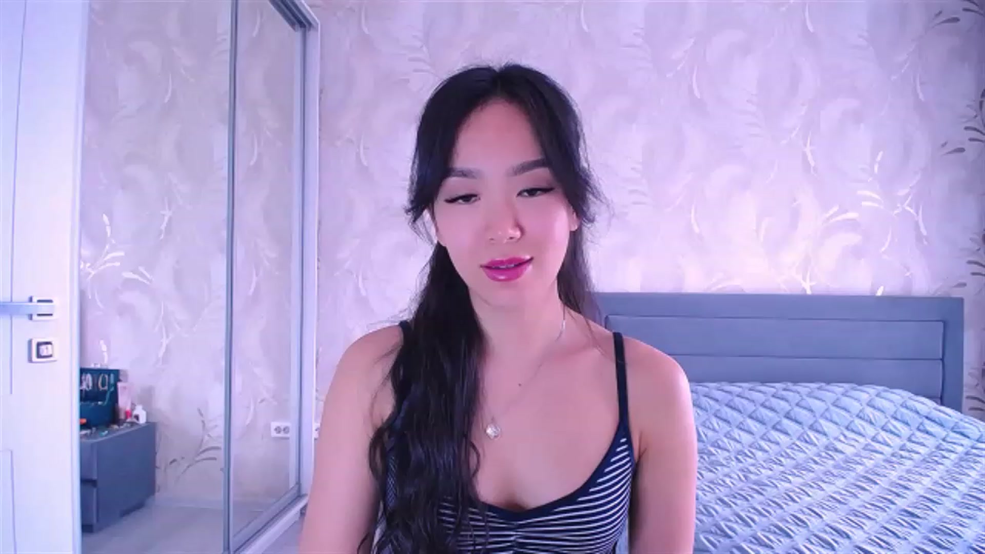 Gallery image thumbnail from AlwayssSmile's myfreecams stream on, 08/04/2023, 07:00 image 9 of 20