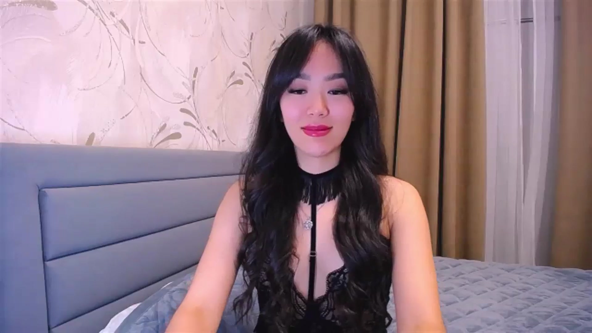 Gallery image thumbnail from AlwayssSmile's myfreecams stream on, 08/11/2023, 20:12 image 11 of 20