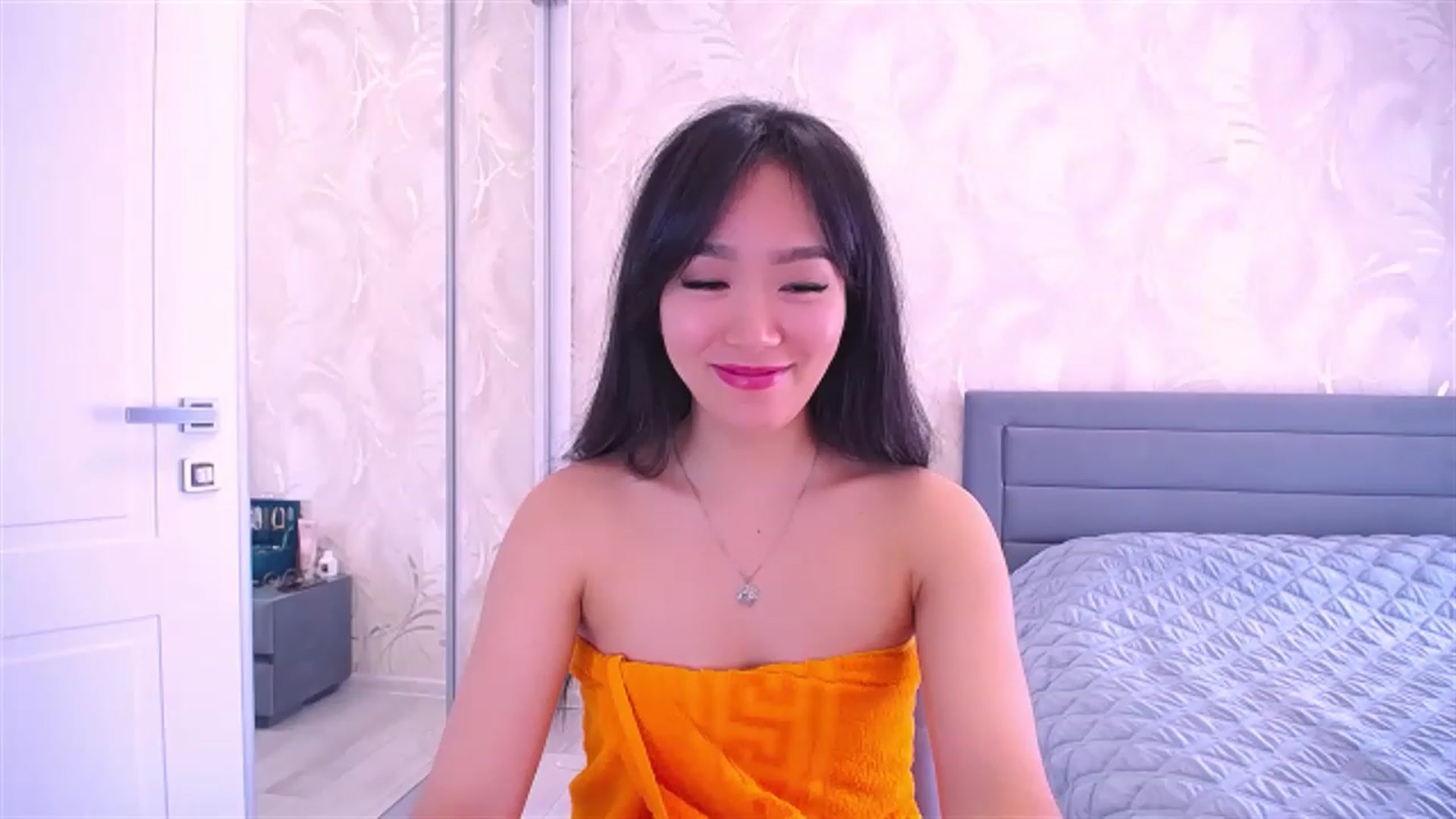 Gallery image thumbnail from AlwayssSmile's myfreecams stream on, 08/12/2023, 06:53 image 15 of 20