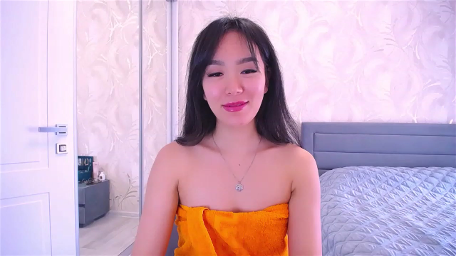 Gallery image thumbnail from AlwayssSmile's myfreecams stream on, 08/12/2023, 06:53 image 6 of 20