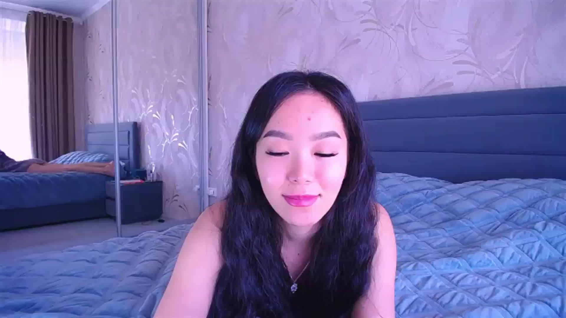 Gallery image thumbnail from AlwayssSmile's myfreecams stream on, 08/18/2023, 07:22 image 1 of 20