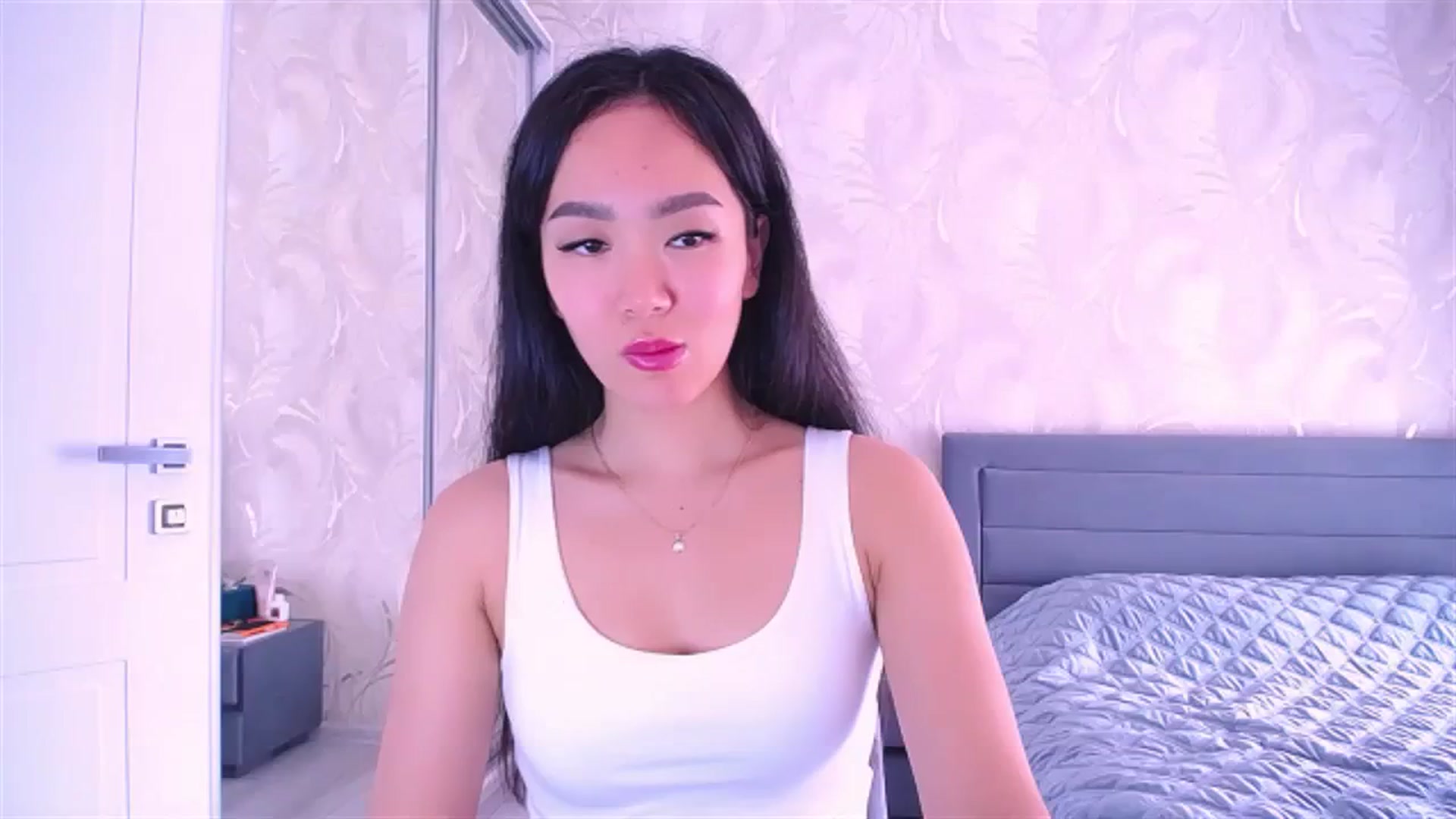 Gallery image thumbnail from AlwayssSmile's myfreecams stream on, 08/23/2023, 05:34 image 1 of 20