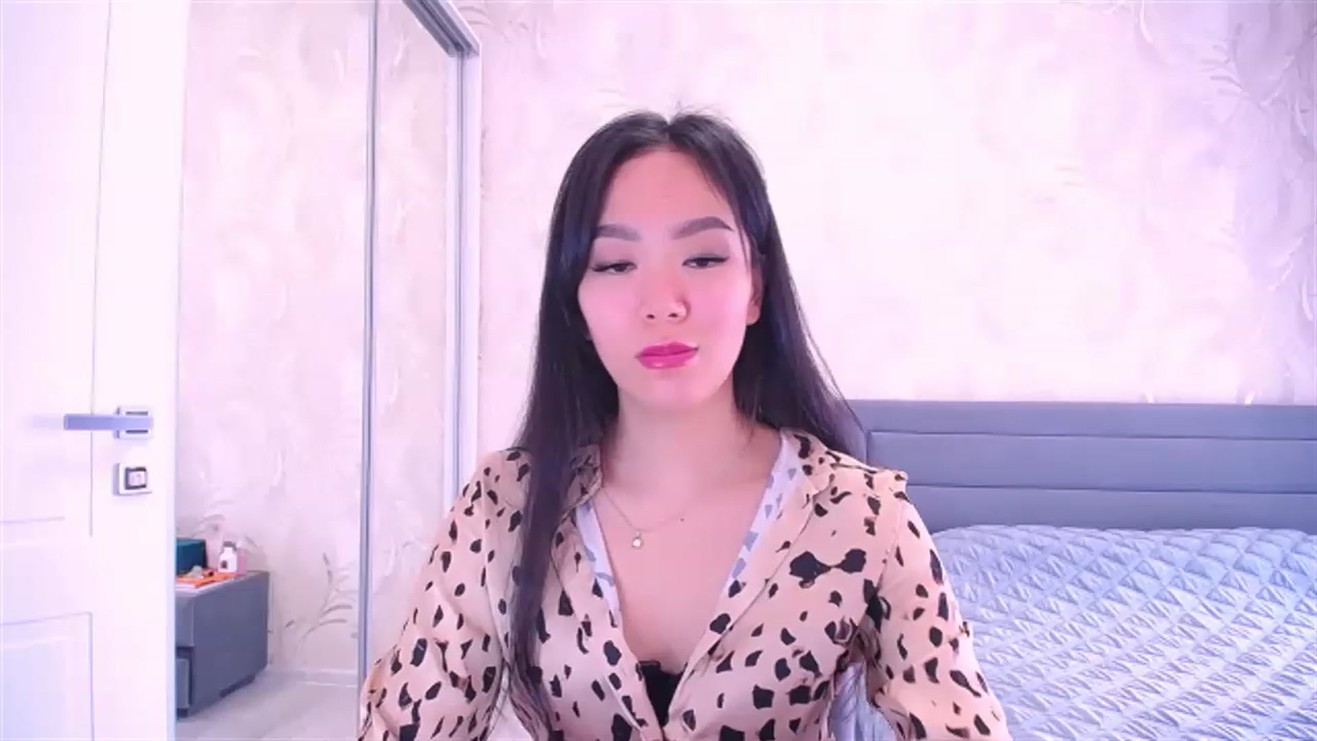 Gallery image thumbnail from AlwayssSmile's myfreecams stream on, 08/25/2023, 07:01 image 20 of 20