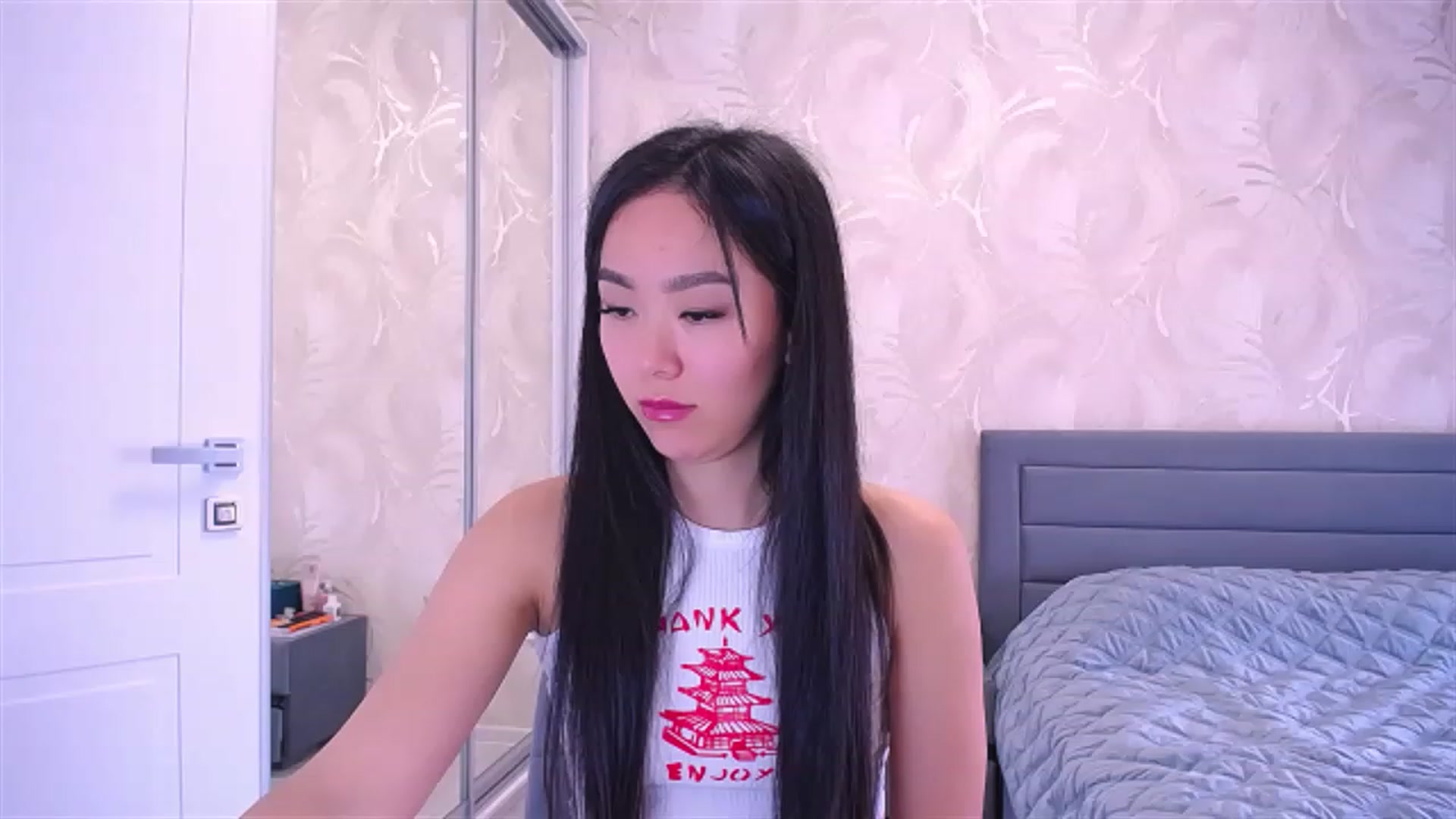 Gallery image thumbnail from AlwayssSmile's myfreecams stream on, 08/27/2023, 07:28 image 16 of 20
