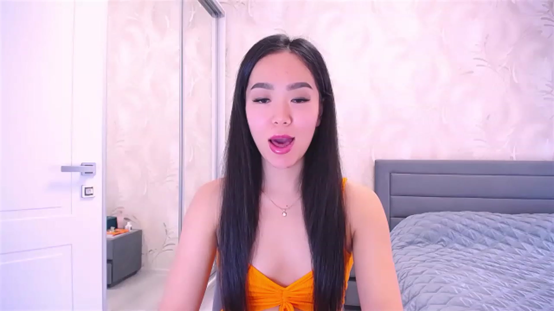 Gallery image thumbnail from AlwayssSmile's myfreecams stream on, 08/28/2023, 06:05 image 4 of 20