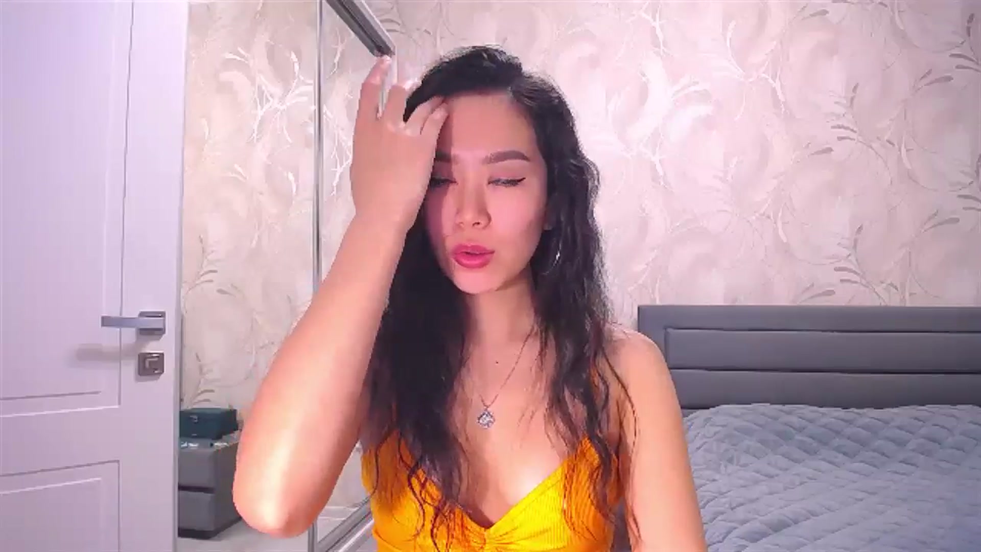 Gallery image thumbnail from AlwayssSmile's myfreecams stream on, 07/01/2024, 24:50 image 9 of 20