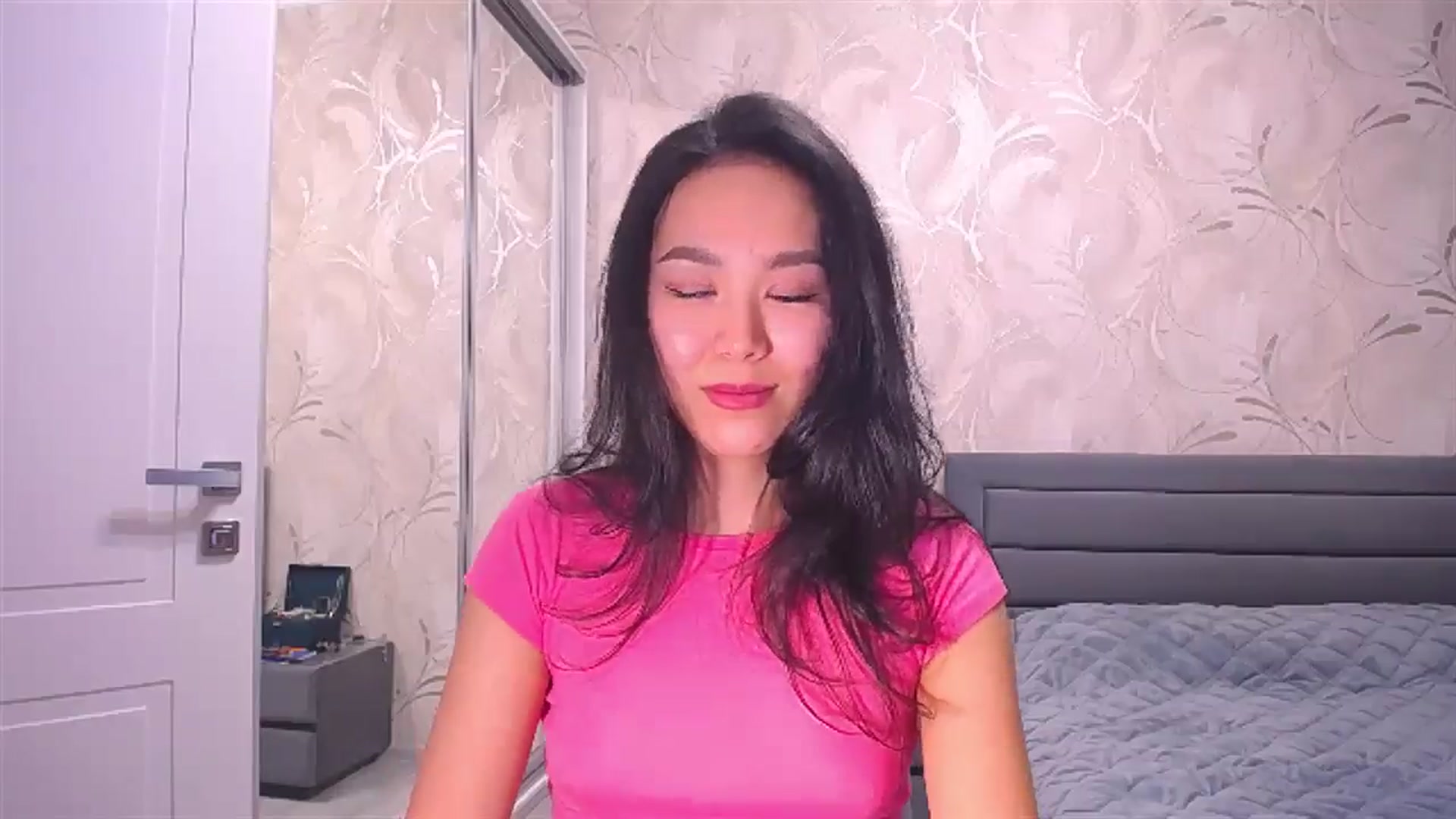 Gallery image thumbnail from AlwayssSmile's myfreecams stream on, 07/22/2024, 18:19 image 20 of 20