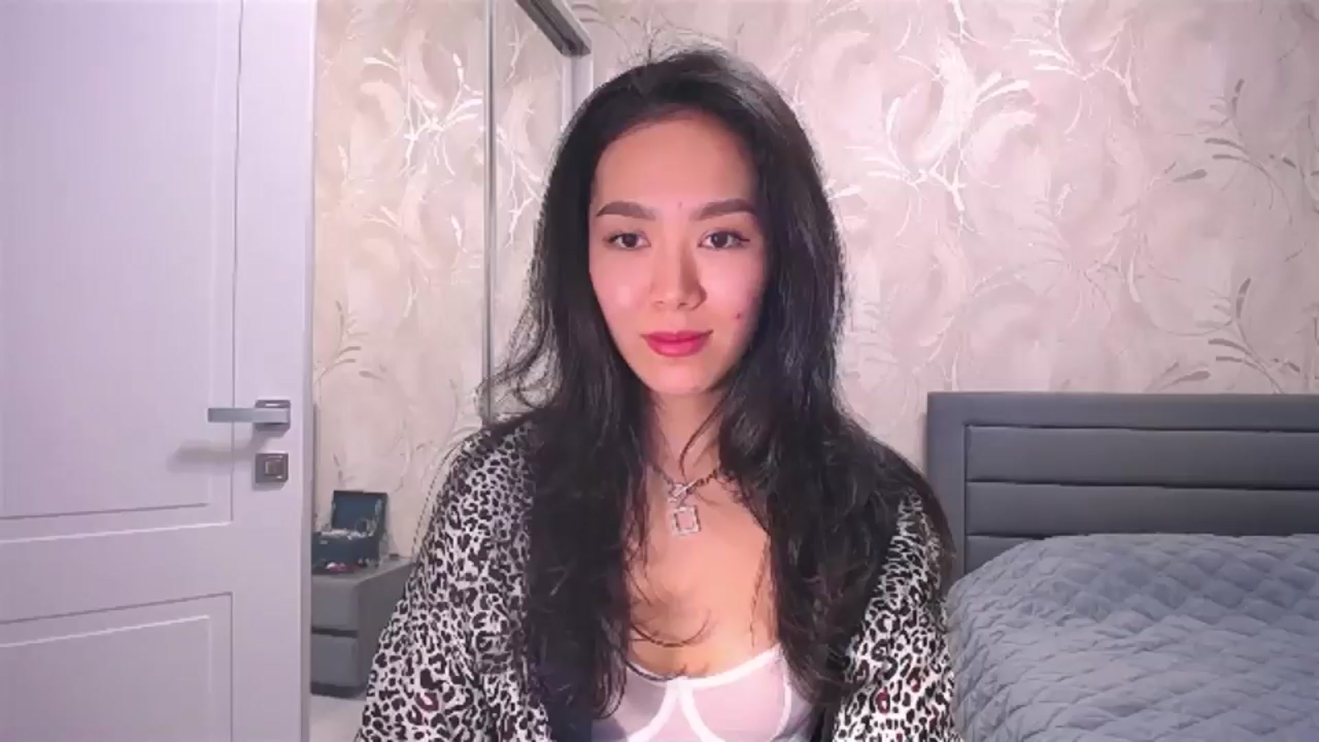 Gallery image thumbnail from AlwayssSmile's myfreecams stream on, 07/23/2024, 19:42 image 9 of 20
