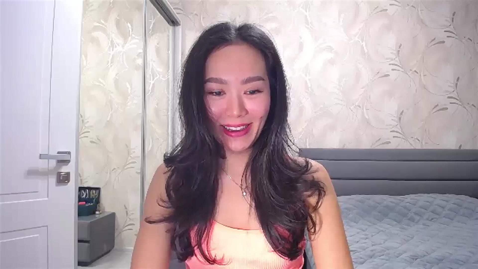 Gallery image thumbnail from AlwayssSmile's myfreecams stream on, 07/28/2024, 19:31 image 2 of 20