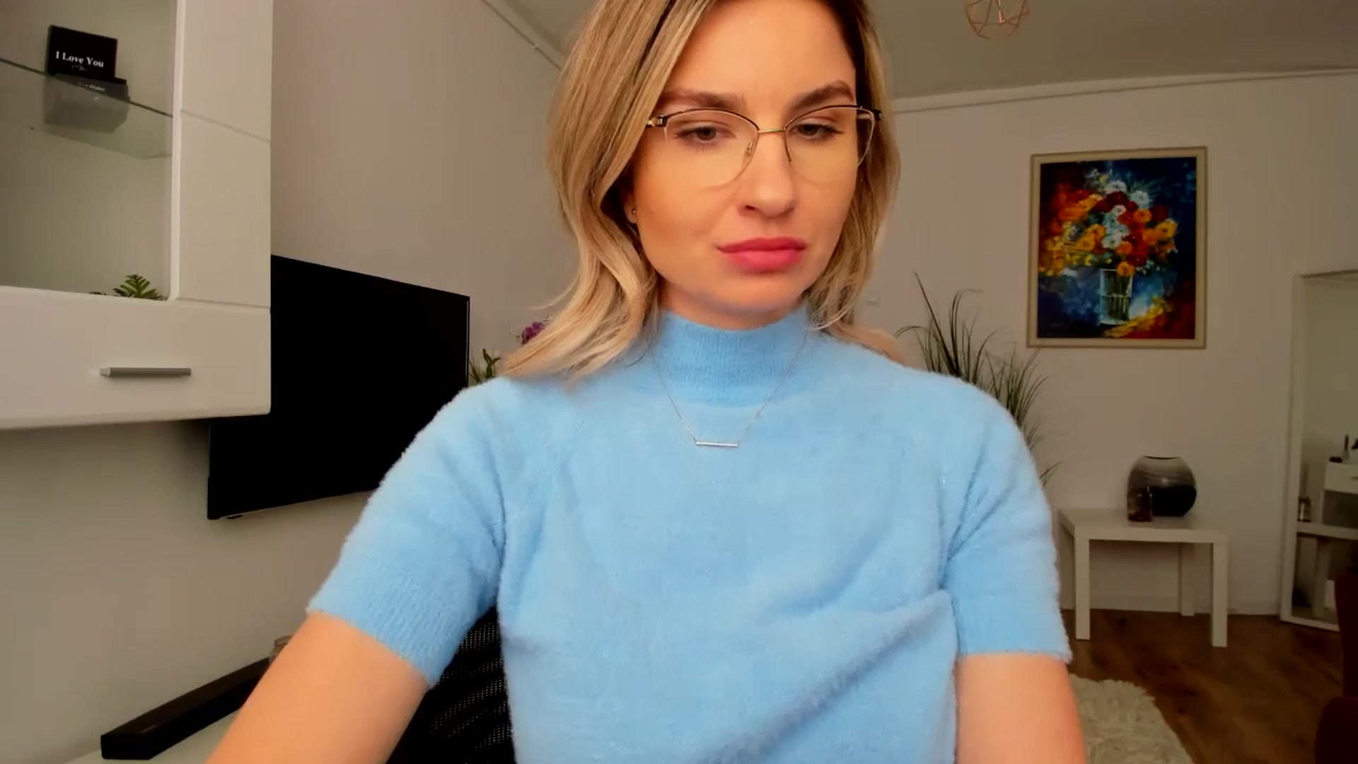 Gallery image thumbnail from AlyMiss's myfreecams stream on, 04/01/2025, 13:14 image 15 of 20