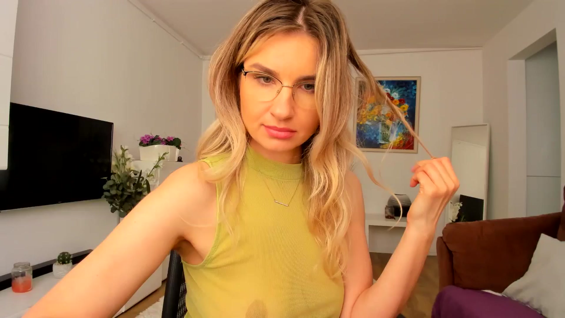 Gallery image thumbnail from AlyMiss's myfreecams stream on, 04/05/2025, 14:09 image 11 of 20