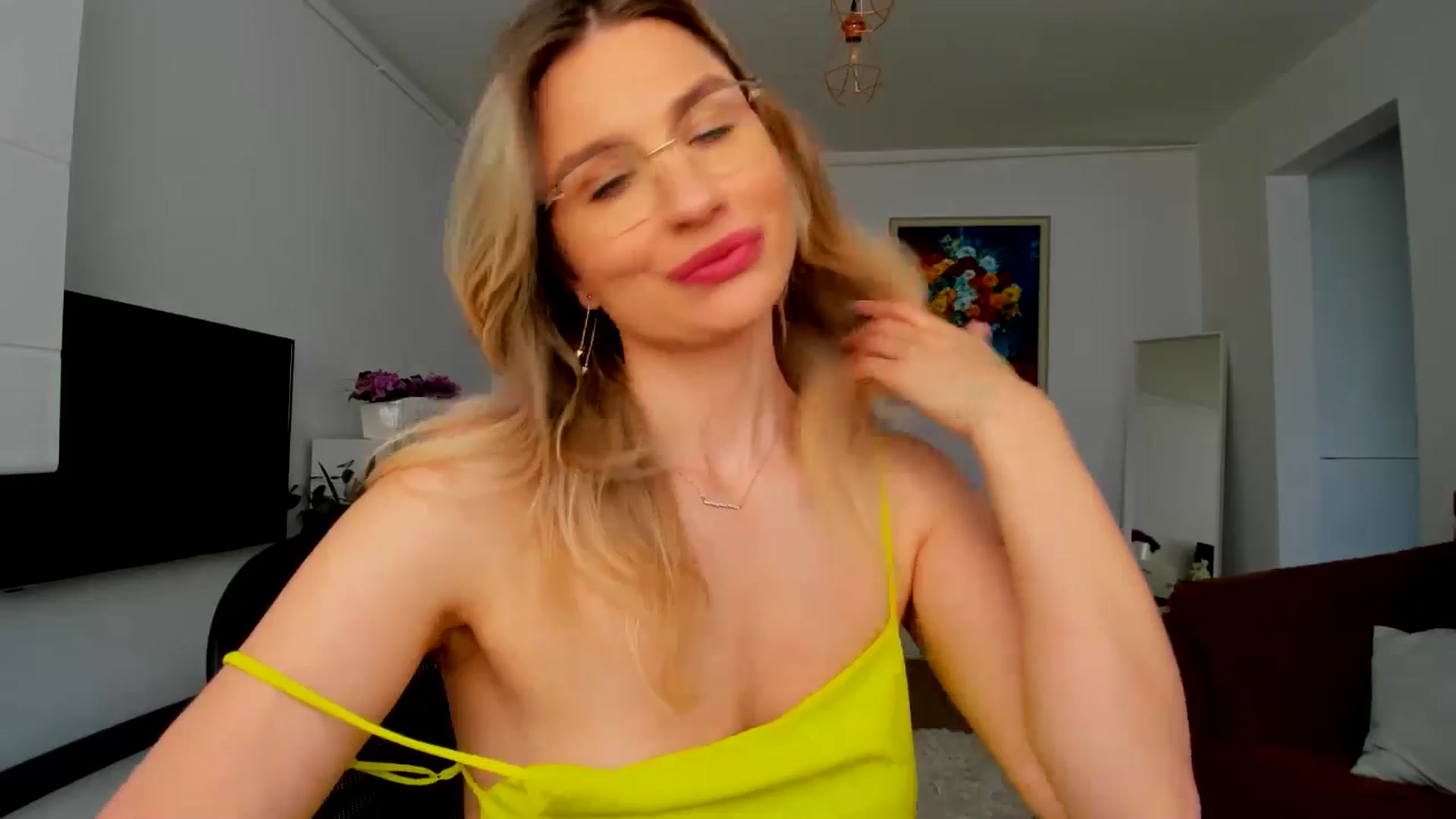 Gallery image thumbnail from AlyMiss's myfreecams stream on, 04/29/2025, 11:52 image 12 of 20