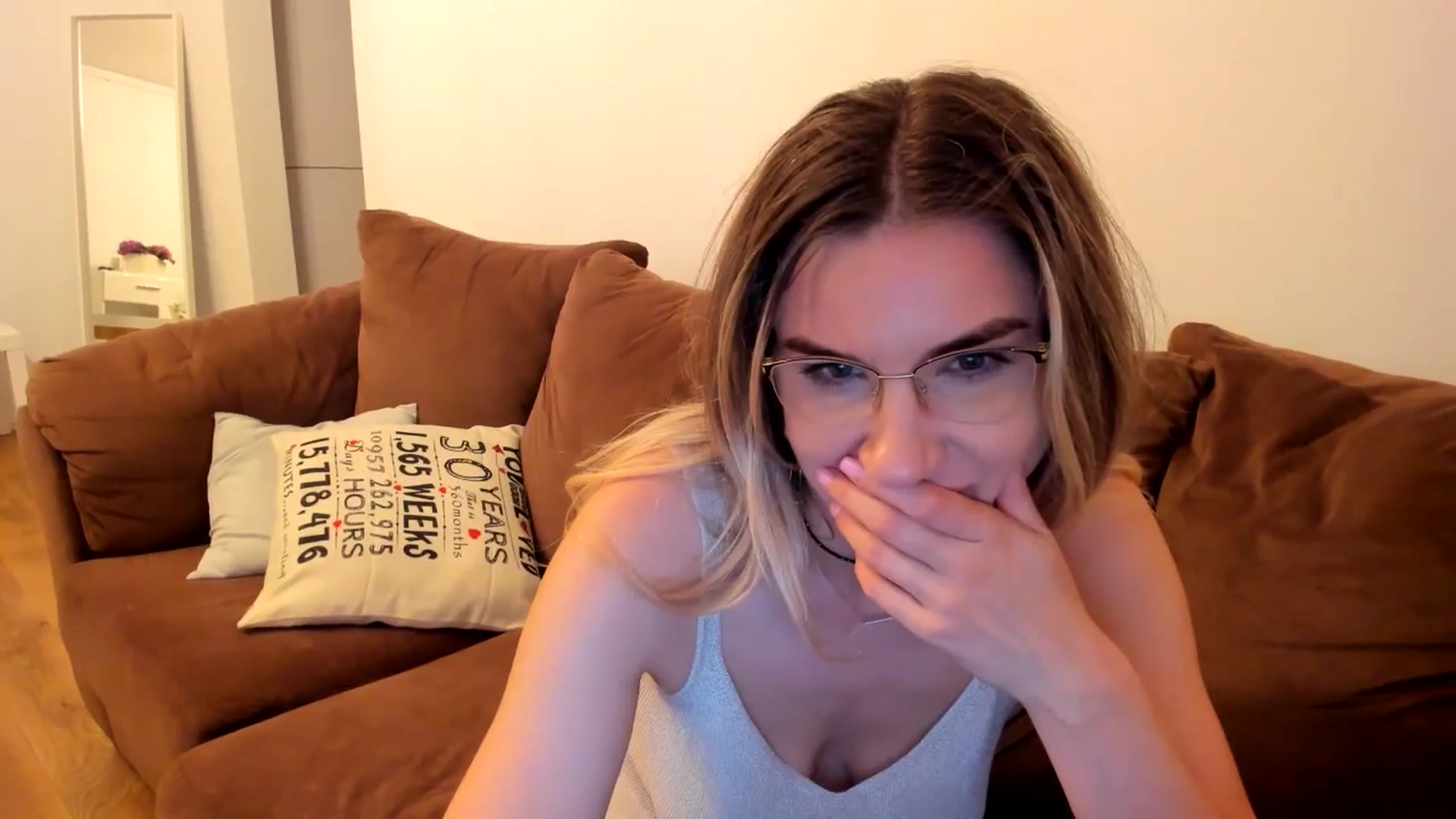 Gallery image thumbnail from AlyMiss's myfreecams stream on, 05/10/2025, 20:01 image 16 of 20