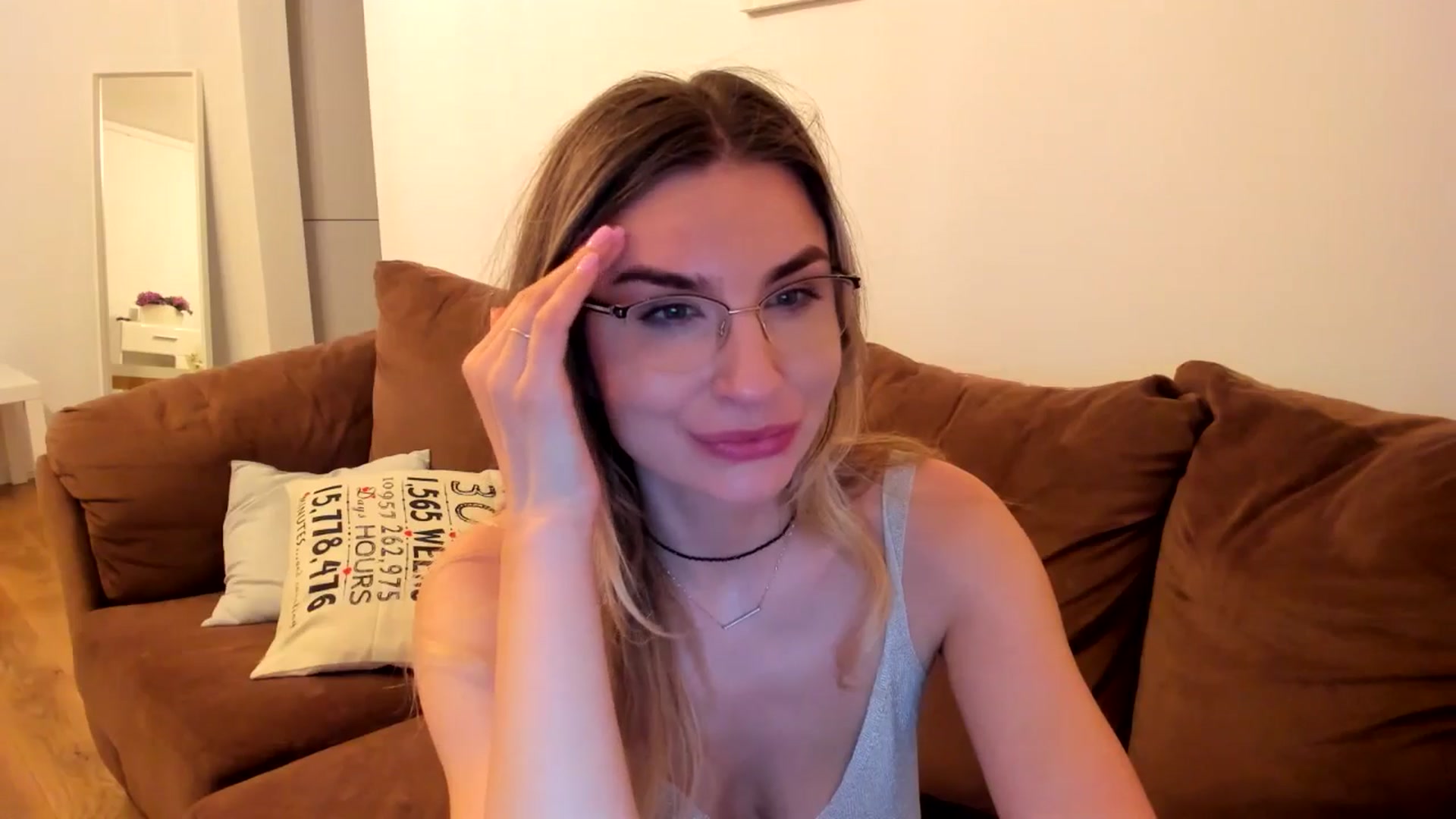 Gallery image thumbnail from AlyMiss's myfreecams stream on, 05/10/2025, 20:01 image 14 of 20
