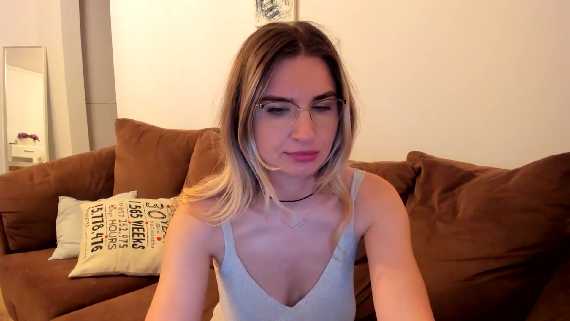 Gallery image thumbnail from AlyMiss's myfreecams stream on, 05/10/2025, 20:01 image 18 of 20