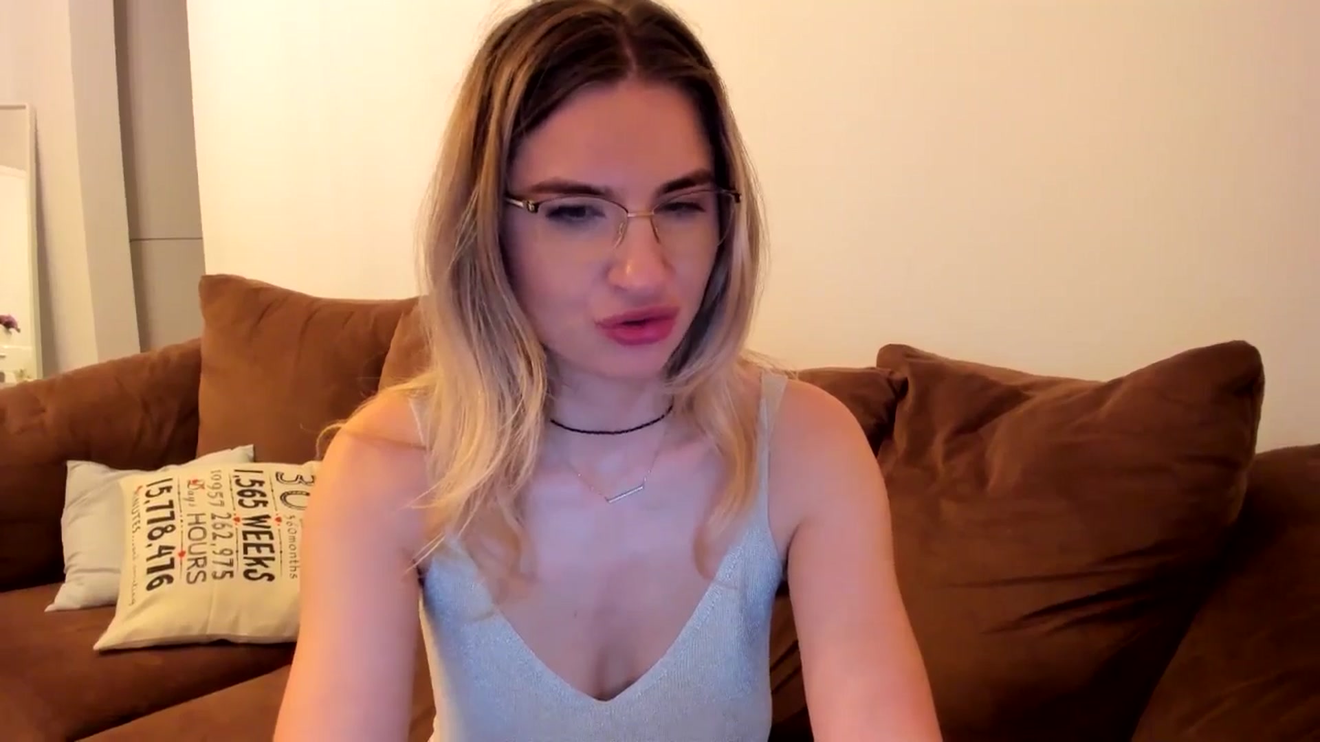 Gallery image thumbnail from AlyMiss's myfreecams stream on, 05/10/2025, 20:01 image 20 of 20