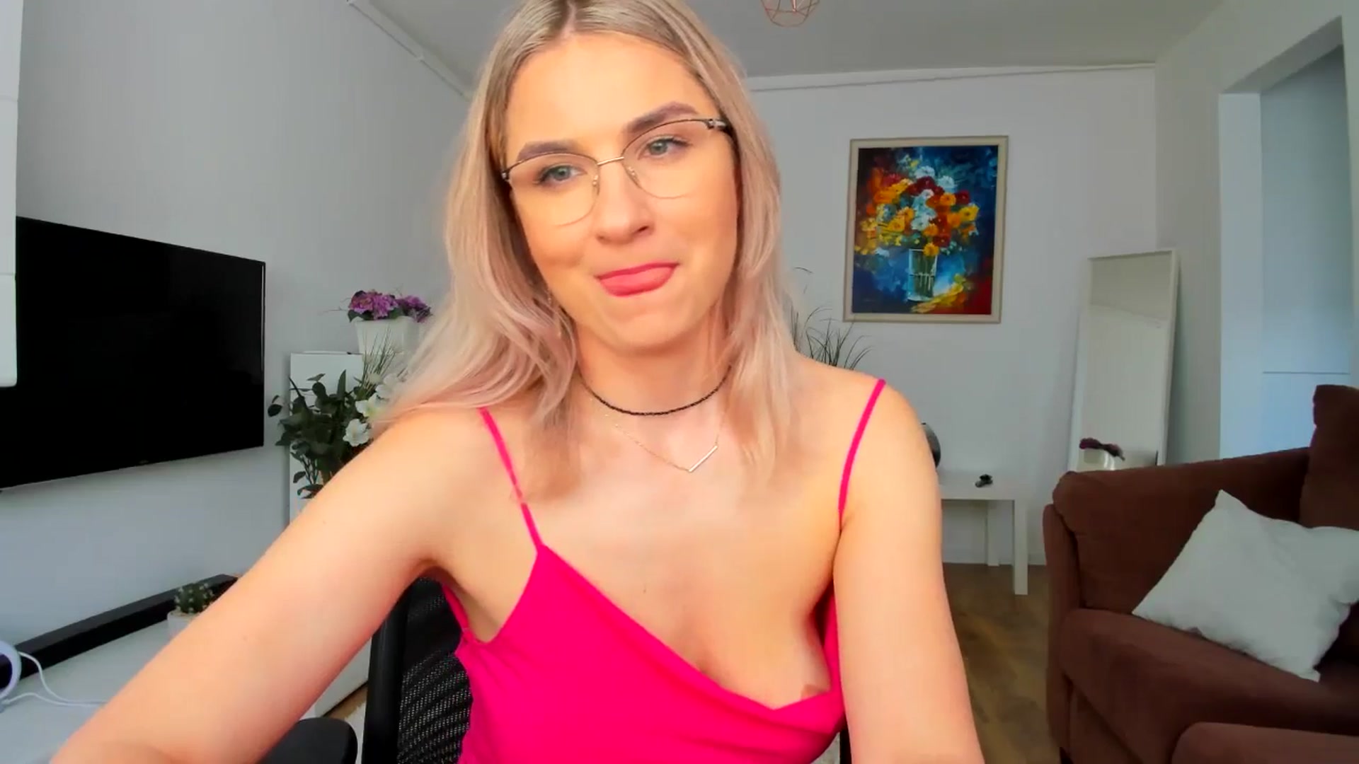 Gallery image thumbnail from AlyMiss's myfreecams stream on, 05/20/2025, 12:44 image 6 of 20