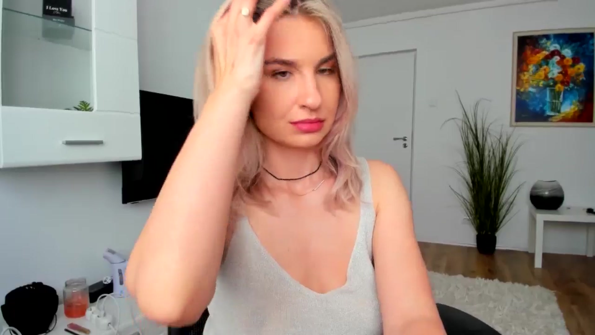 Gallery image thumbnail from AlyMiss's myfreecams stream on, 05/26/2025, 12:21 image 12 of 20