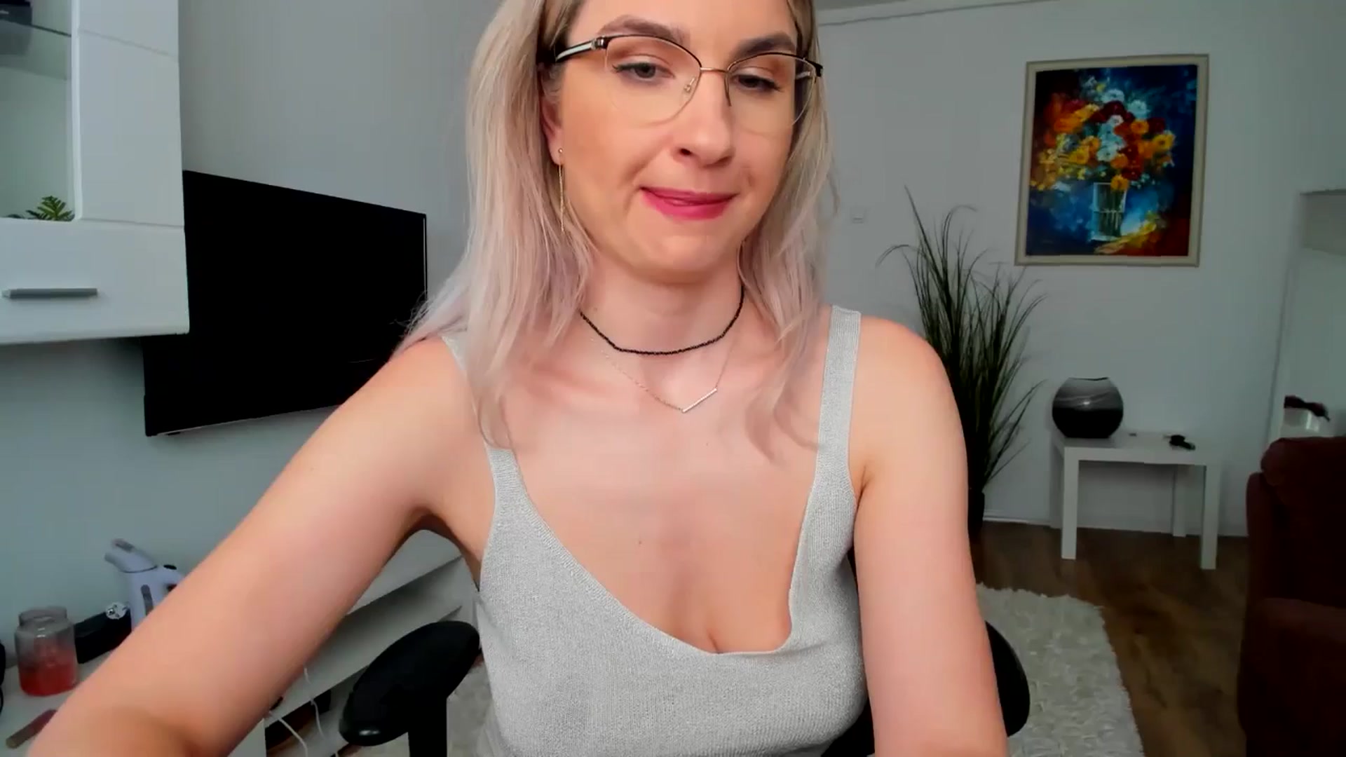Gallery image thumbnail from AlyMiss's myfreecams stream on, 05/26/2025, 12:52 image 9 of 20