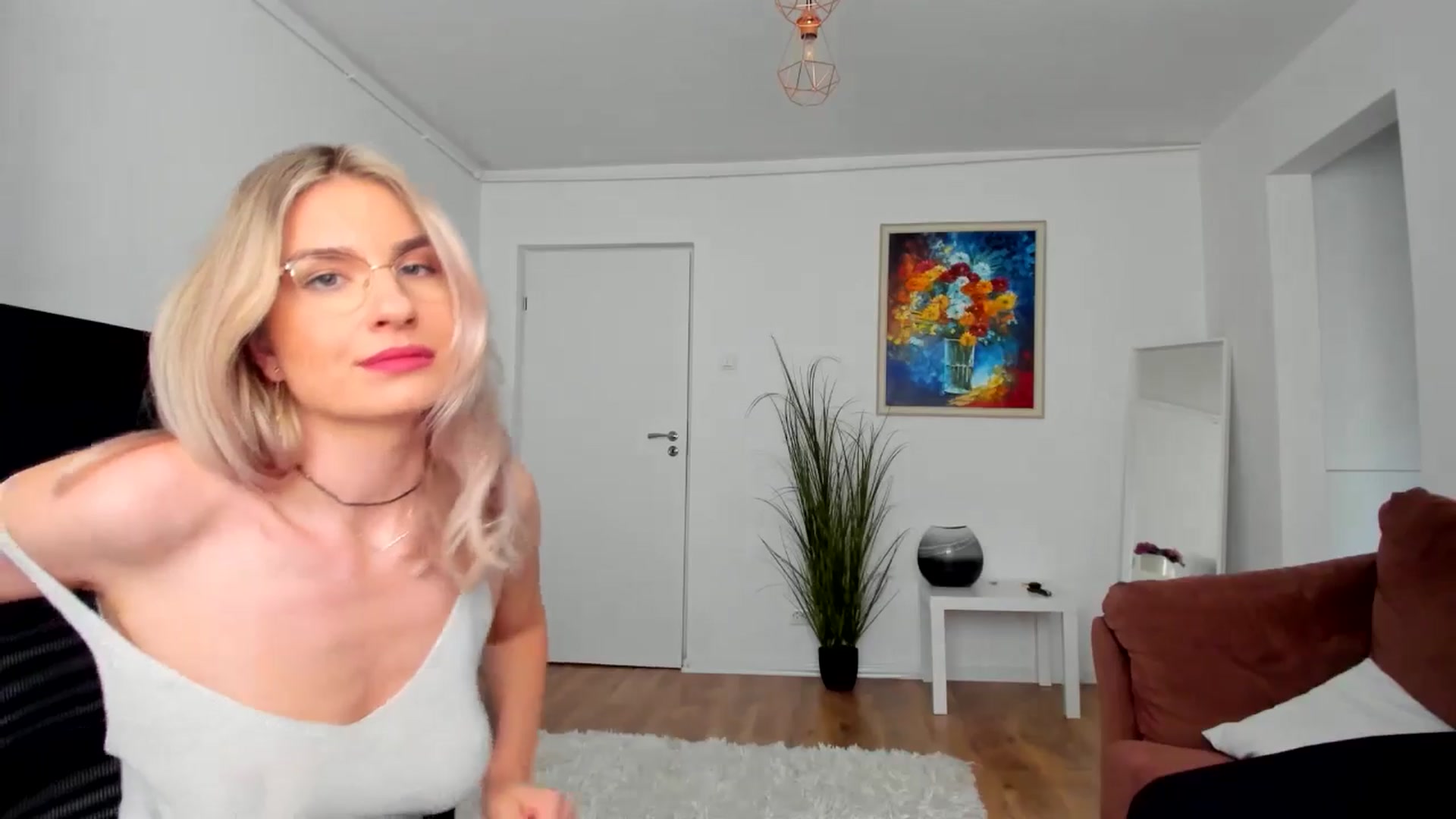 Gallery image thumbnail from AlyMiss's myfreecams stream on, 05/26/2025, 12:52 image 14 of 20