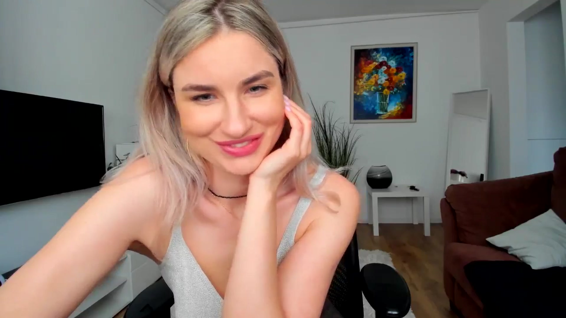 Gallery image thumbnail from AlyMiss's myfreecams stream on, 05/26/2025, 14:38 image 19 of 20