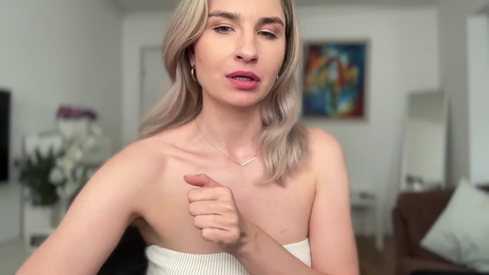 Gallery image thumbnail from AlyMiss's myfreecams stream on, 05/28/2025, 13:48 image 2 of 20
