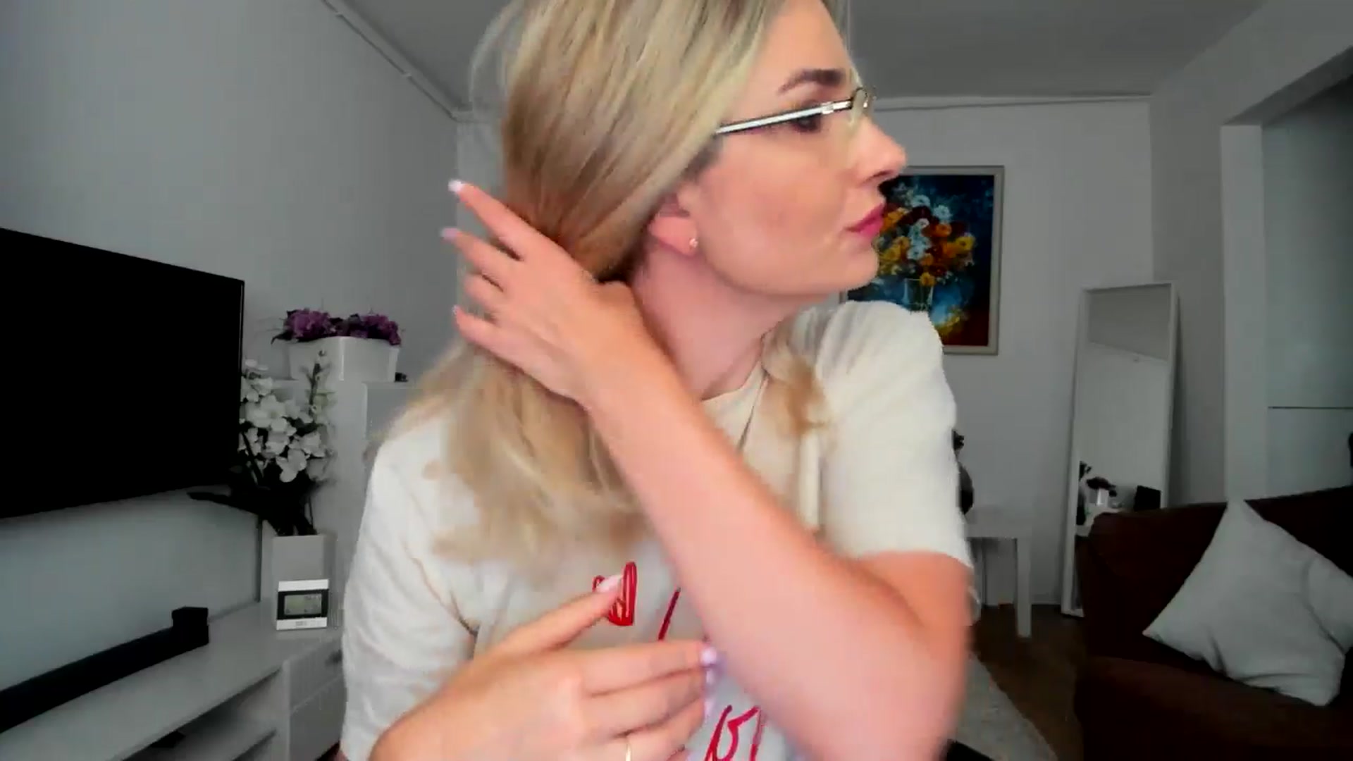 Gallery image thumbnail from AlyMiss's myfreecams stream on, 06/09/2025, 12:20 image 17 of 20