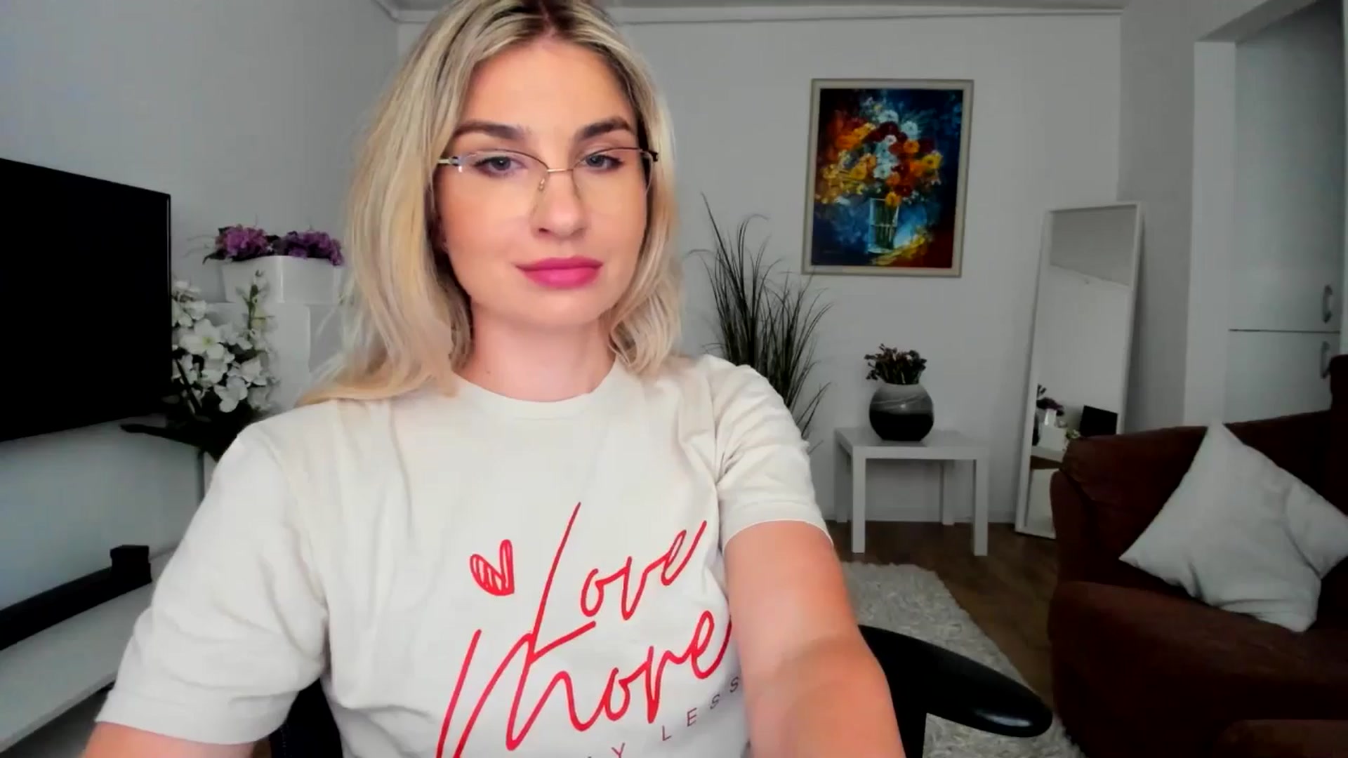 Gallery image thumbnail from AlyMiss's myfreecams stream on, 06/09/2025, 12:20 image 20 of 20