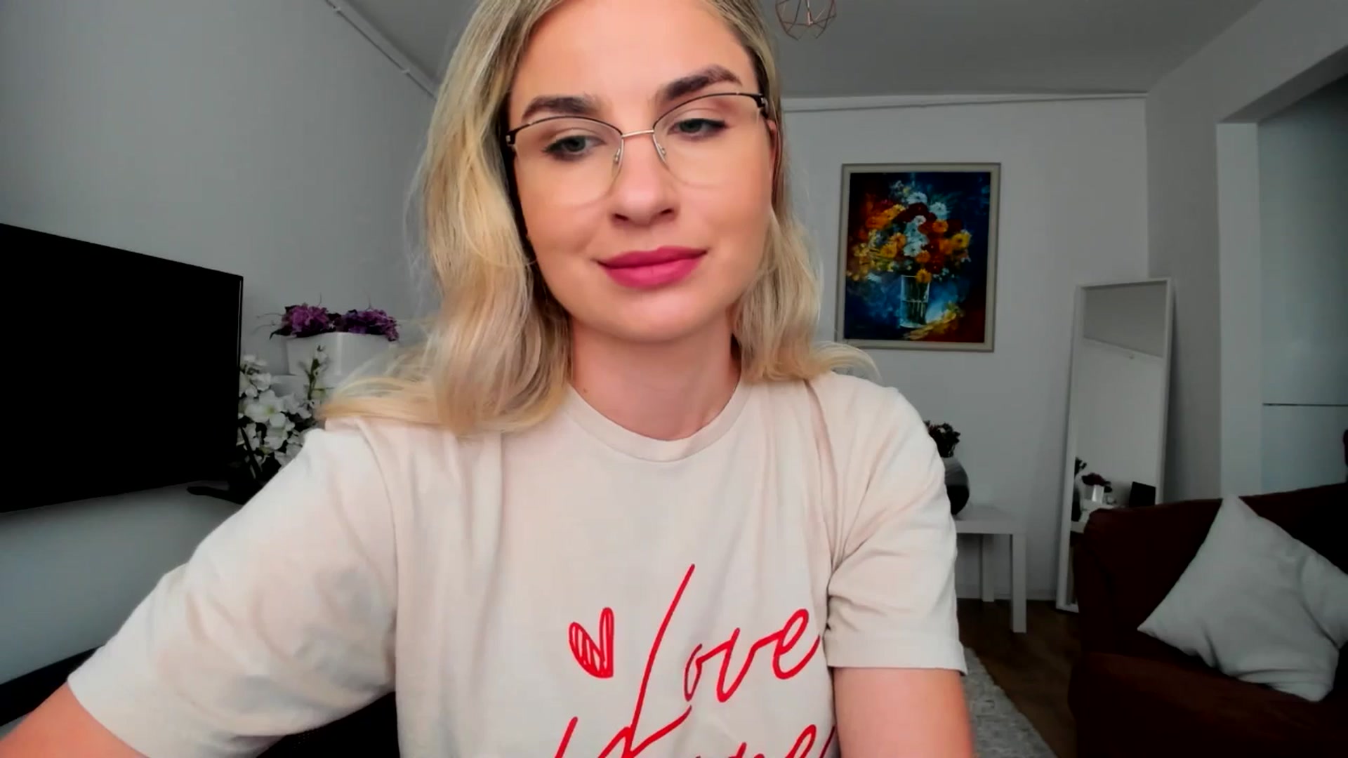 Gallery image thumbnail from AlyMiss's myfreecams stream on, 06/09/2025, 12:20 image 8 of 20