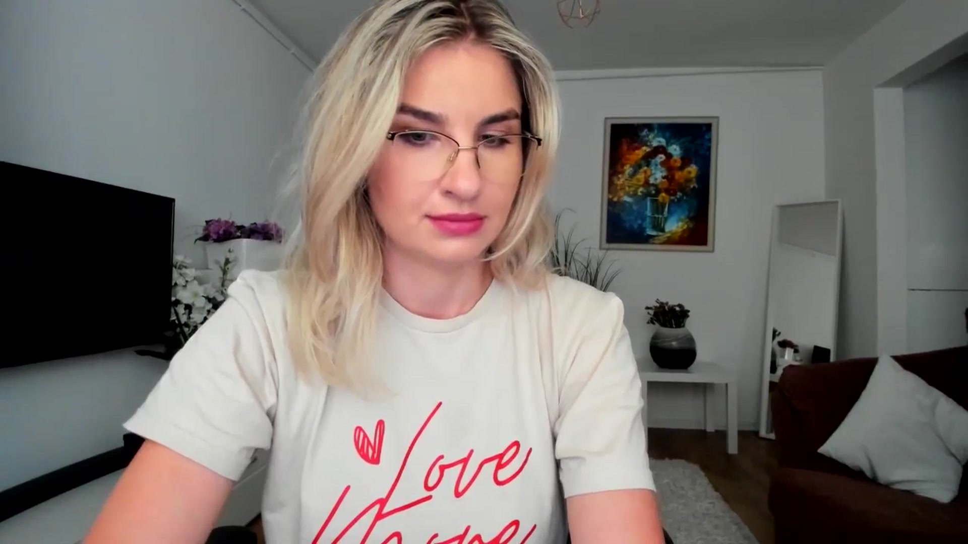 Gallery image thumbnail from AlyMiss's myfreecams stream on, 06/09/2025, 12:20 image 16 of 20