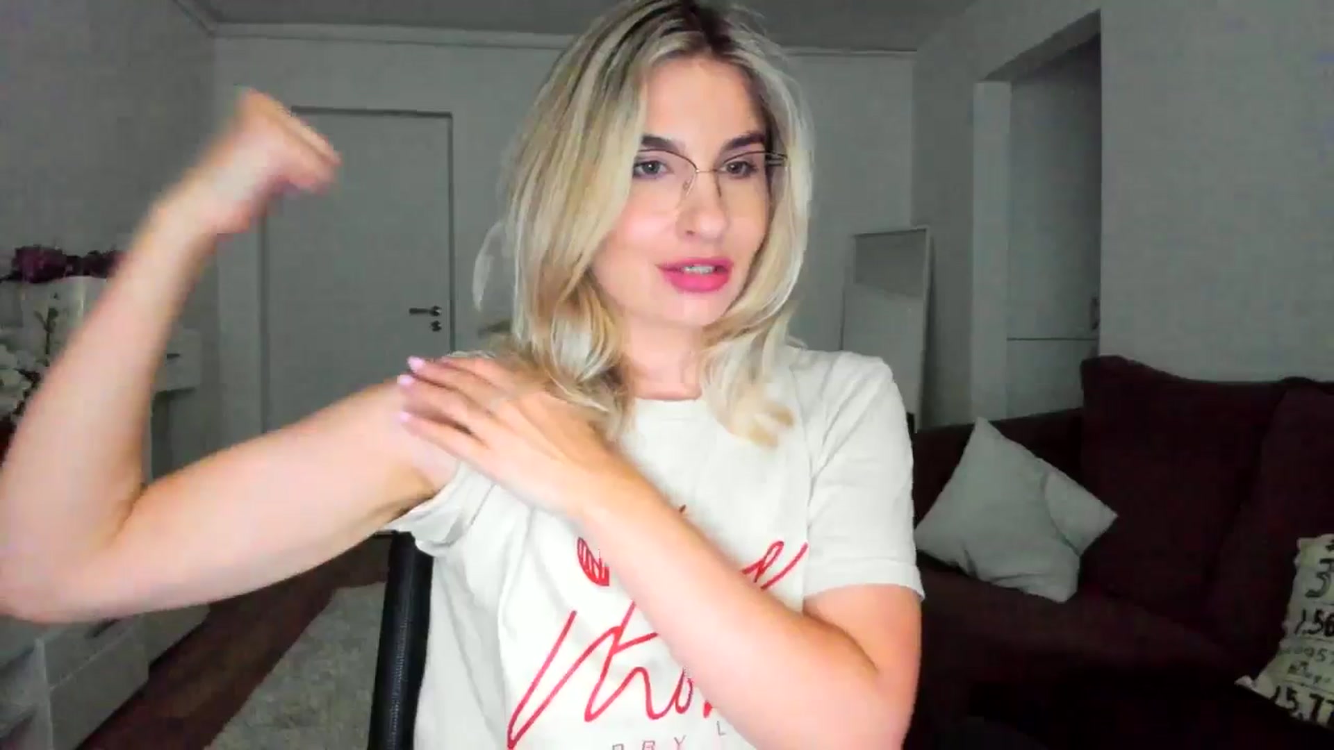 Gallery image thumbnail from AlyMiss's myfreecams stream on, 06/09/2025, 13:24 image 2 of 20