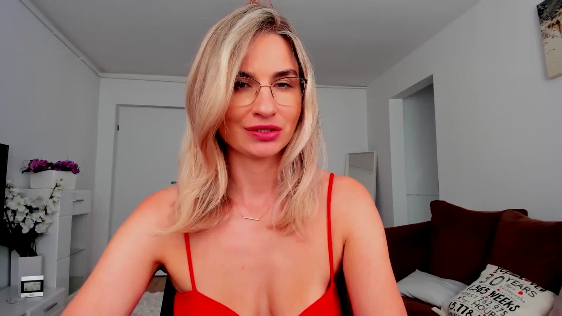 Gallery image thumbnail from AlyMiss's myfreecams stream on, 06/30/2025, 13:59 image 15 of 20