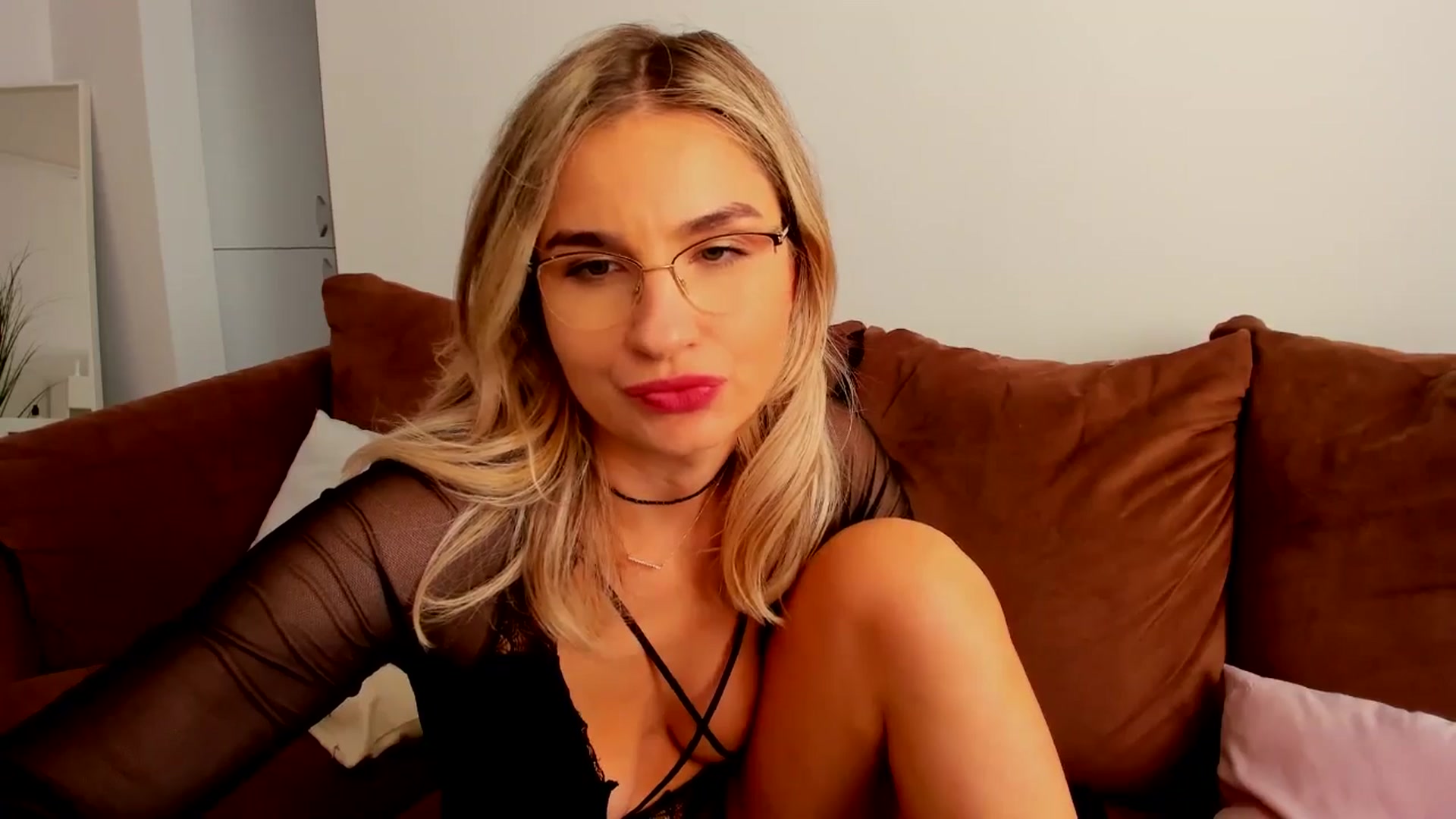 Gallery image thumbnail from AlyMiss's myfreecams stream on, 07/02/2025, 13:08 image 10 of 20