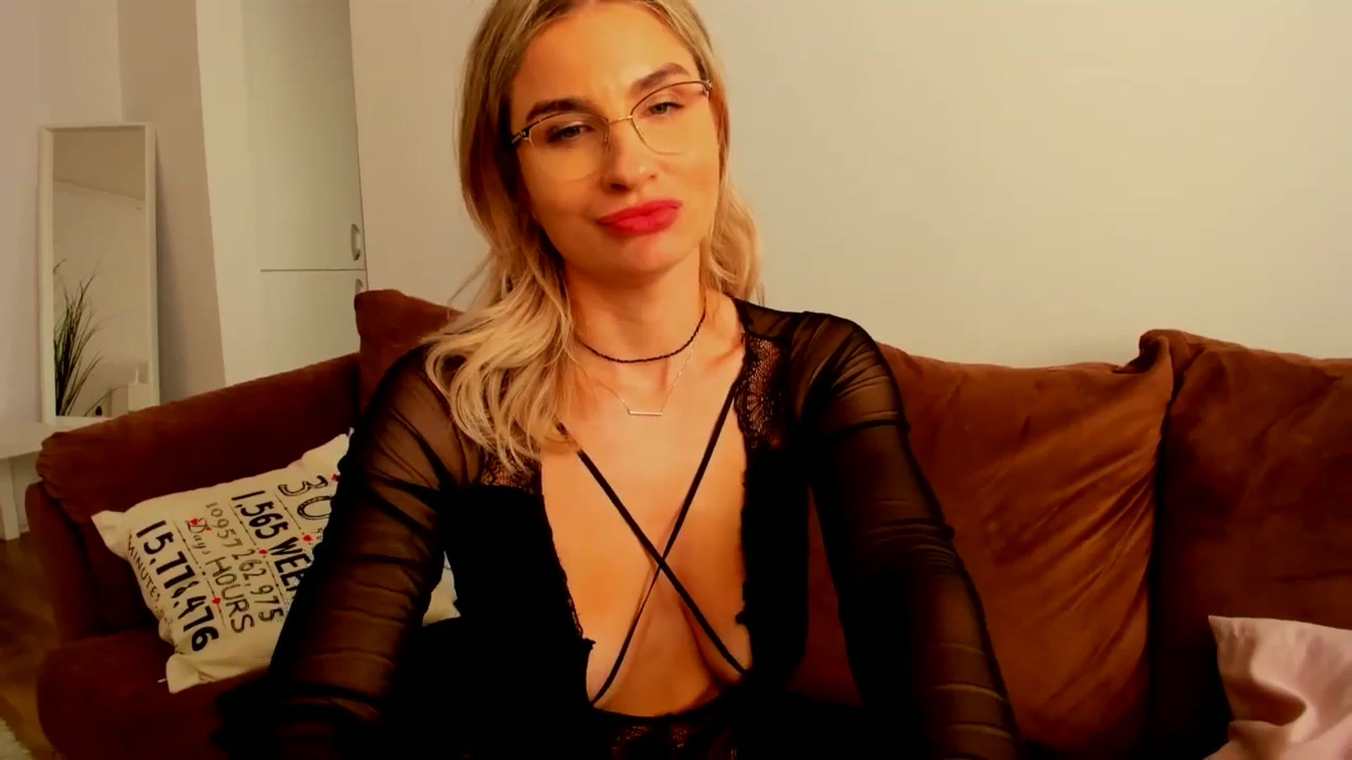 Gallery image thumbnail from AlyMiss's myfreecams stream on, 07/02/2025, 16:34 image 11 of 20