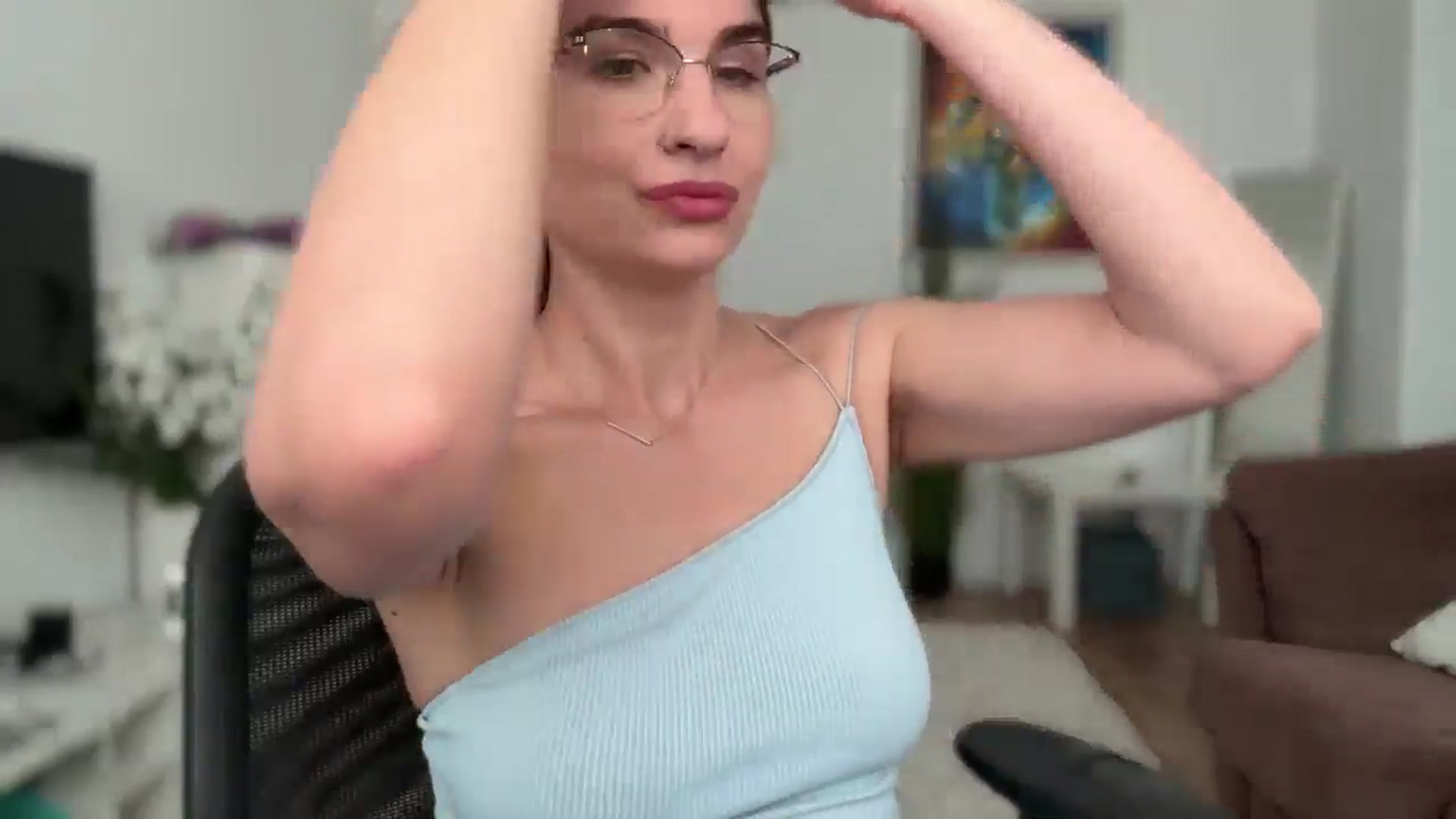 Gallery image thumbnail from AlyMiss's myfreecams stream on, 07/04/2025, 15:13 image 3 of 20