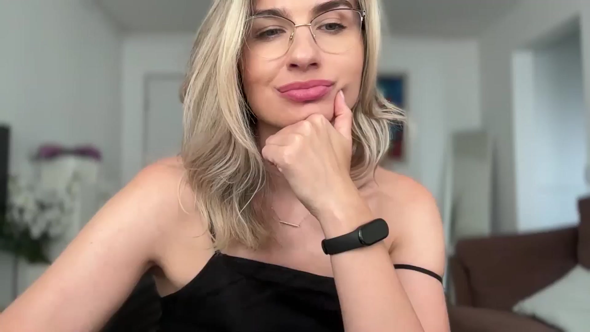 Gallery image thumbnail from AlyMiss's myfreecams stream on, 07/07/2025, 12:46 image 8 of 20