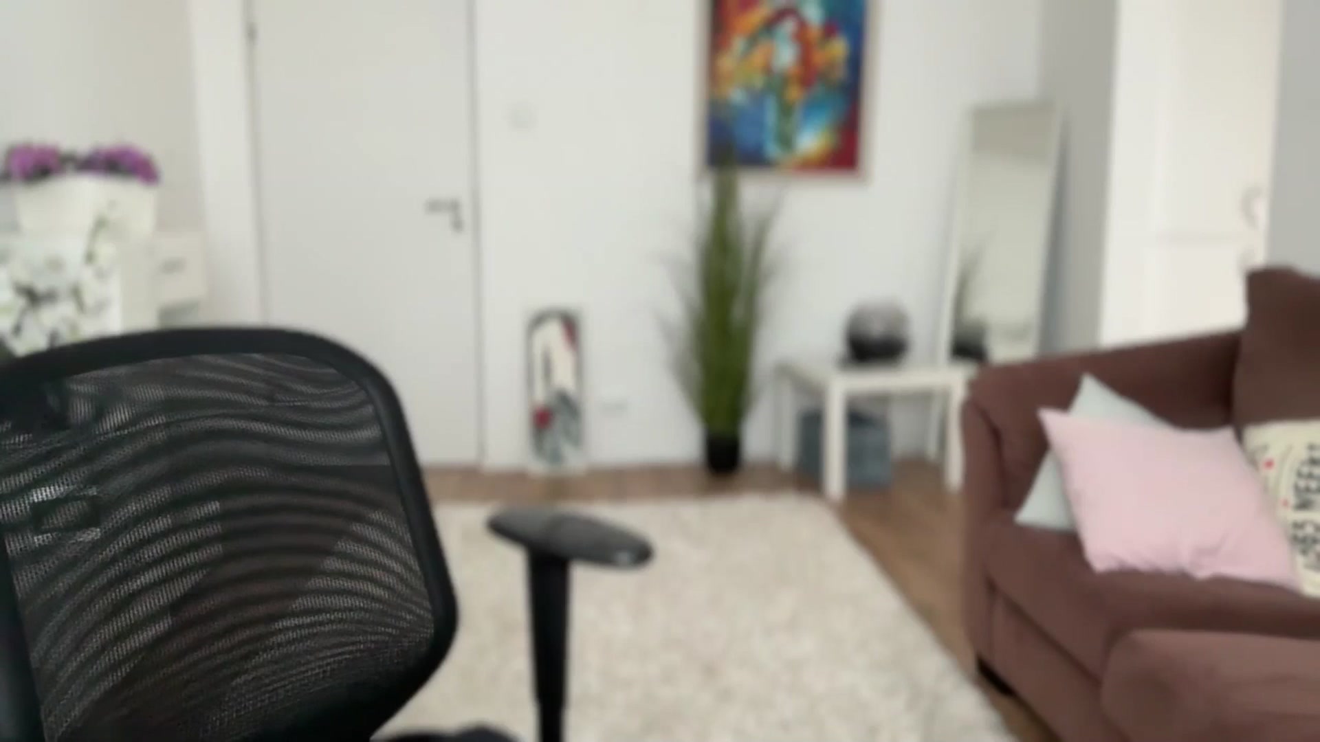 Gallery image thumbnail from AlyMiss's myfreecams stream on, 07/18/2025, 09:41 image 7 of 20