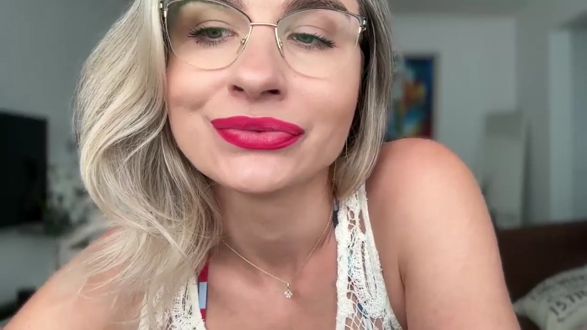 Gallery image thumbnail from AlyMiss's myfreecams stream on, 07/27/2025, 12:44 image 4 of 20